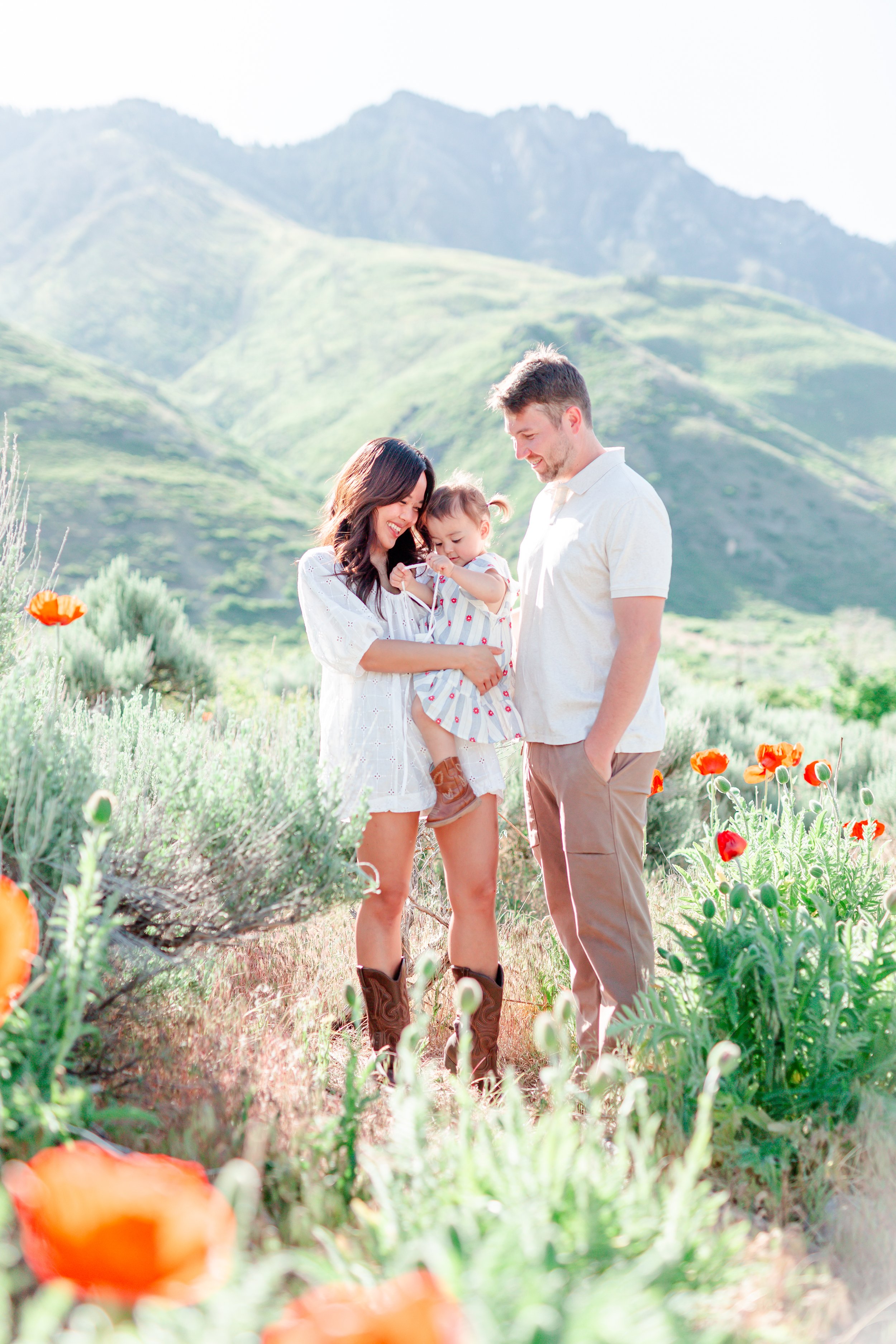 Alpine Poppy Fields Family Photos in Utah-3492.jpg