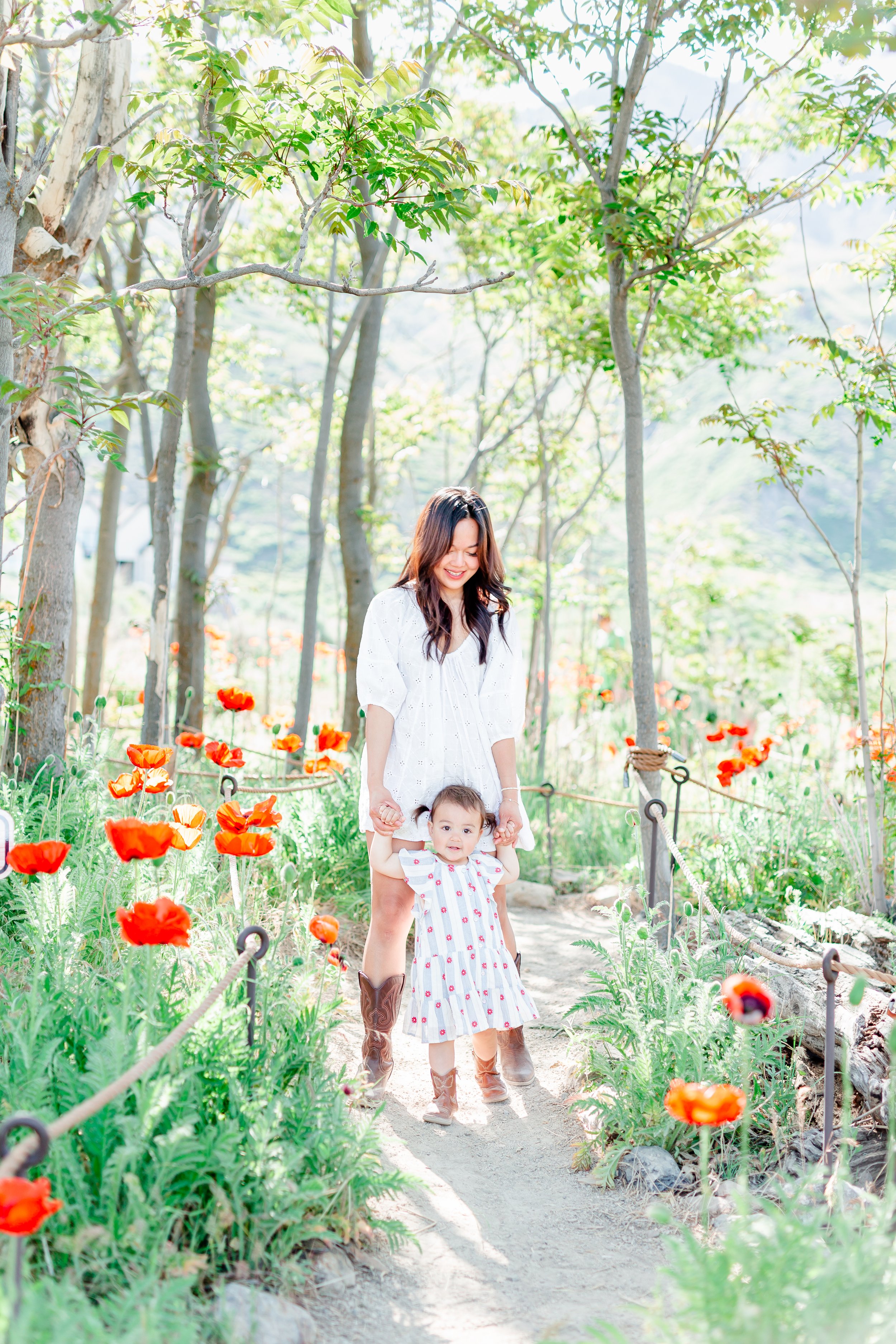 Alpine Poppy Fields Family Photos in Utah-3788.jpg
