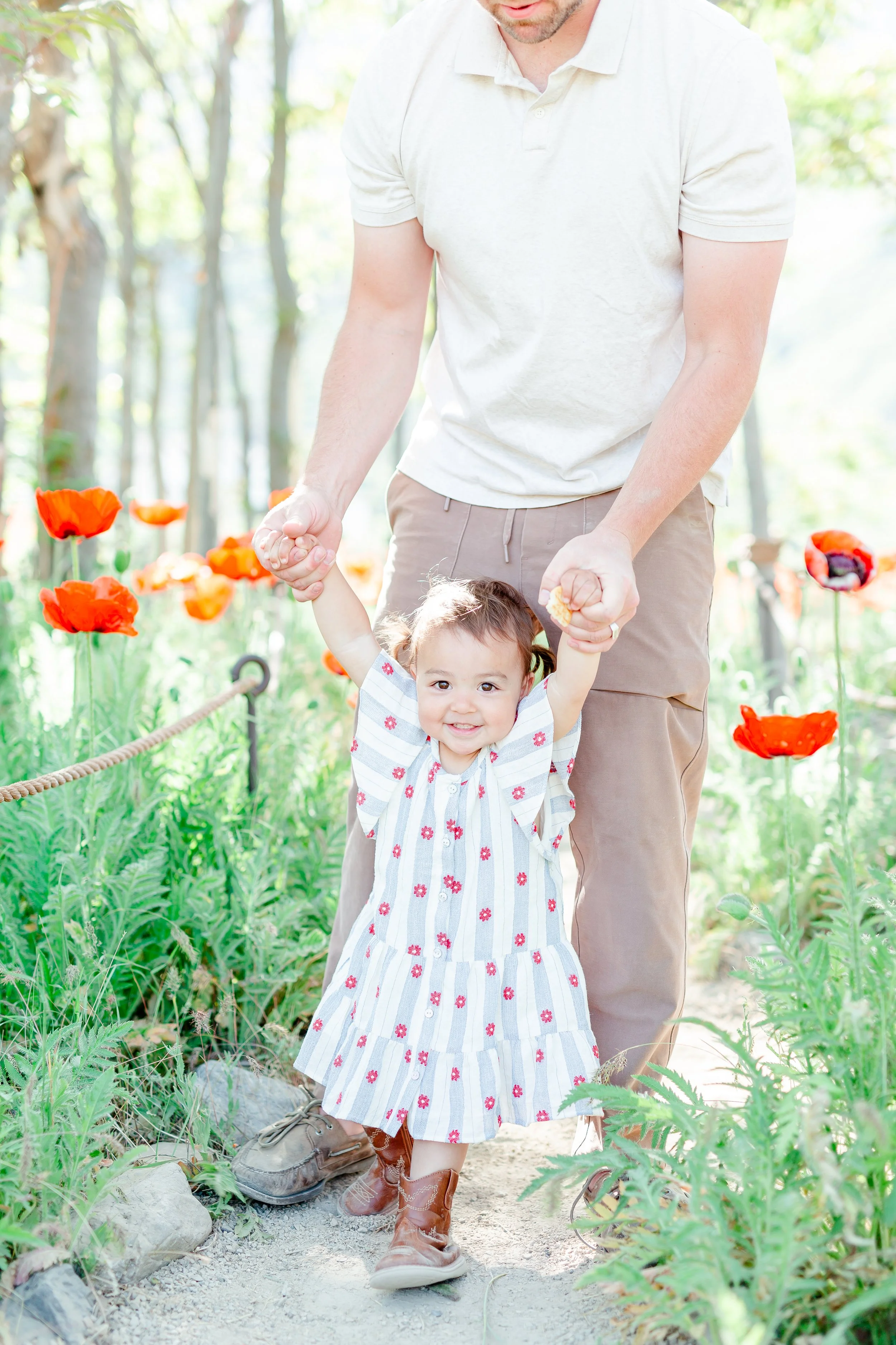 Alpine Poppy Fields Family Photos in Utah-3860.jpg