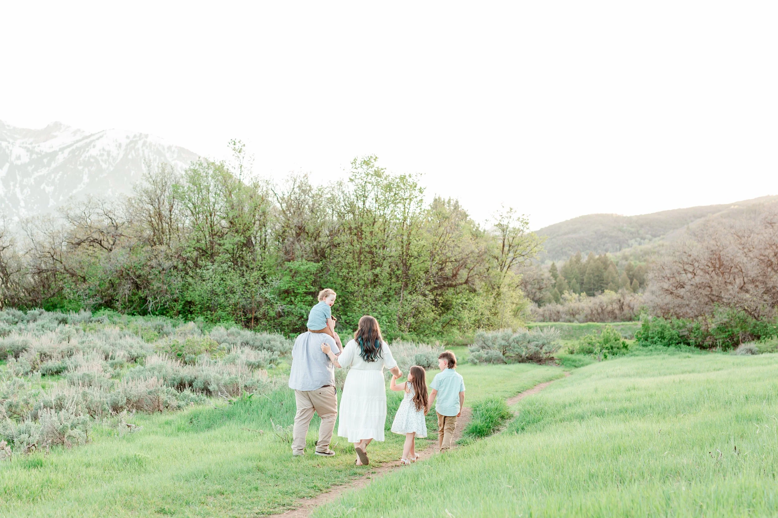Art Nord Trail Family Photoshoot-8704.jpg