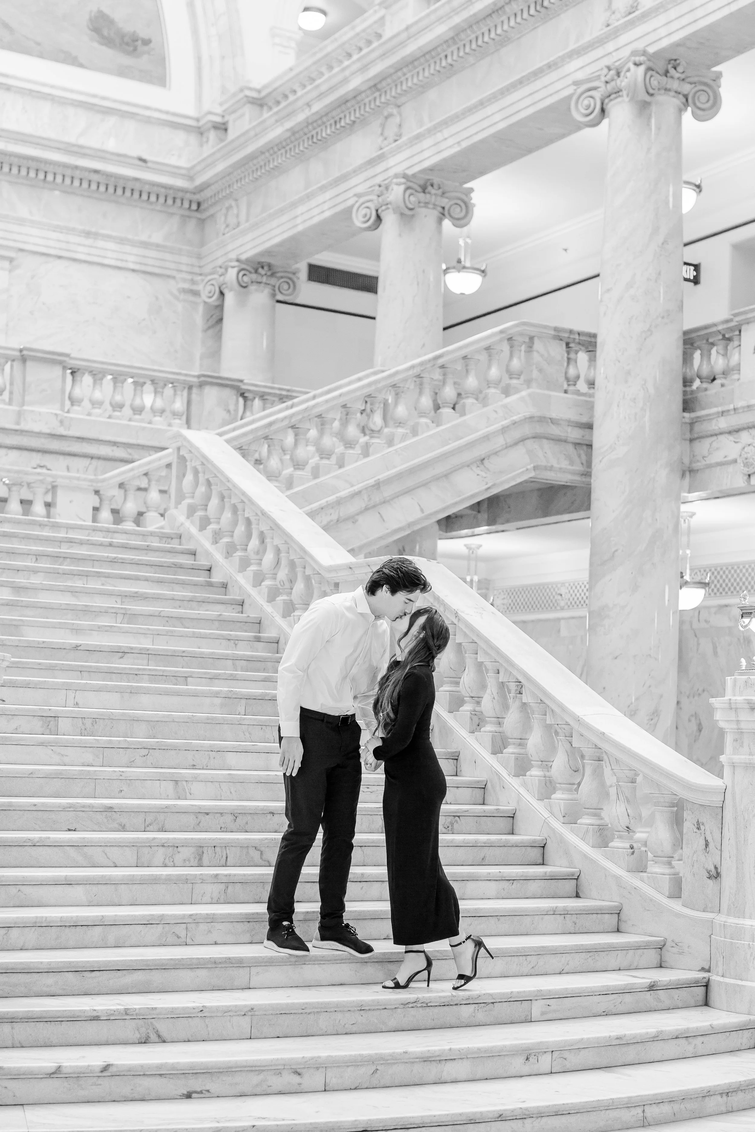 Utah State Capitol Engagement Photos-0465-2.jpg