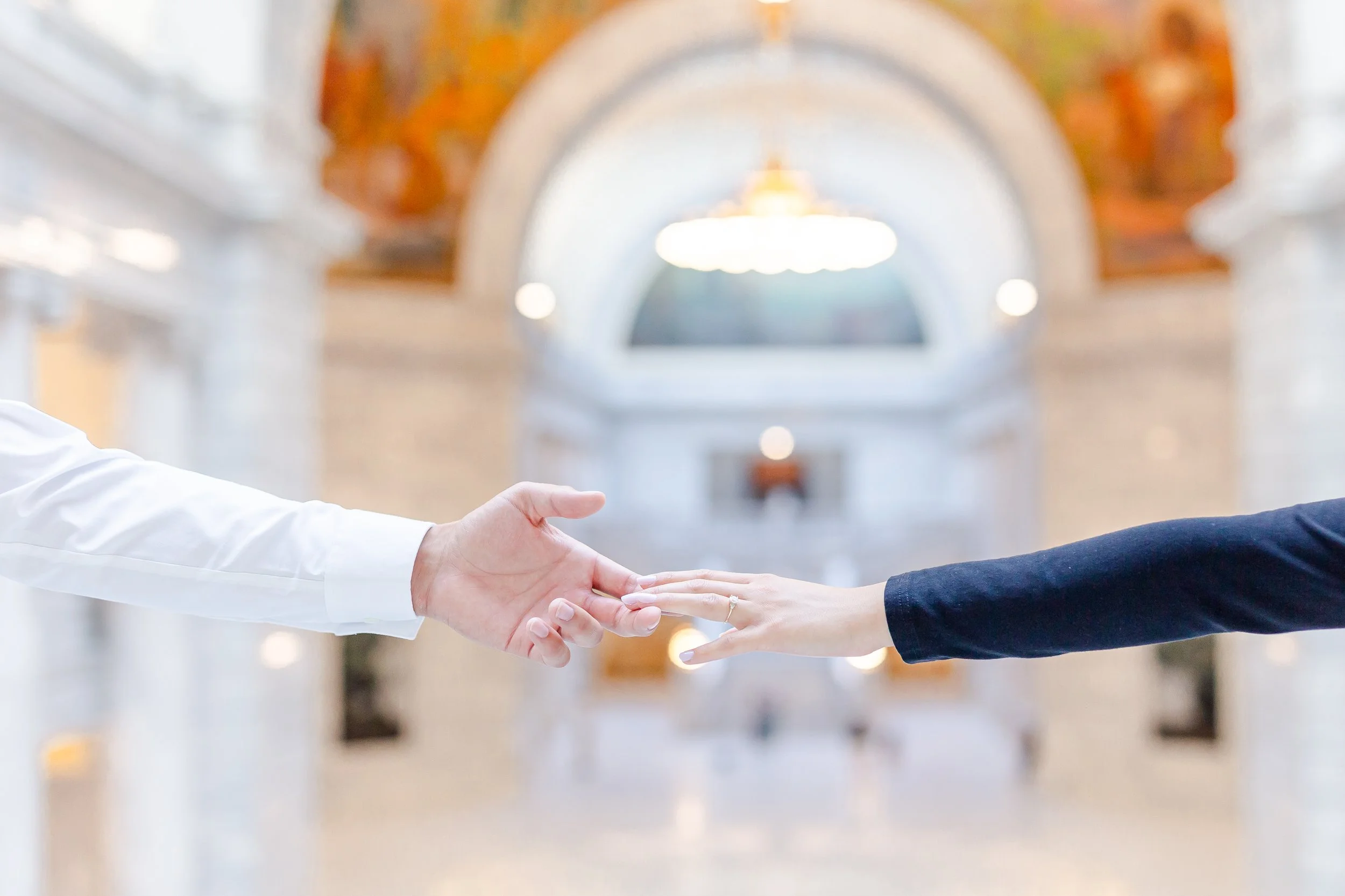 Utah State Capitol Engagement Photos-0590.jpg