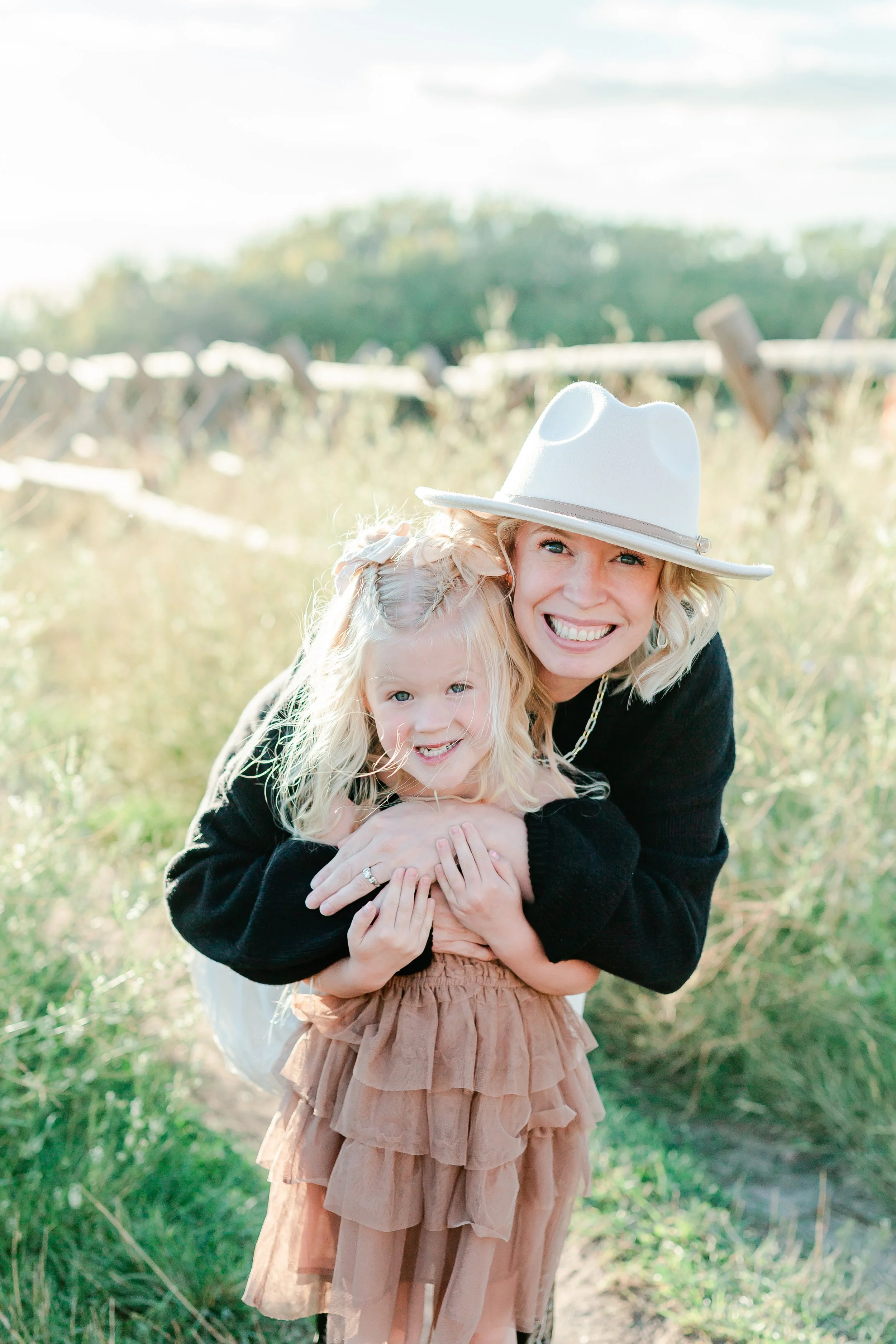 Tunnel Springs Park Utah Fall Family Photoshoot