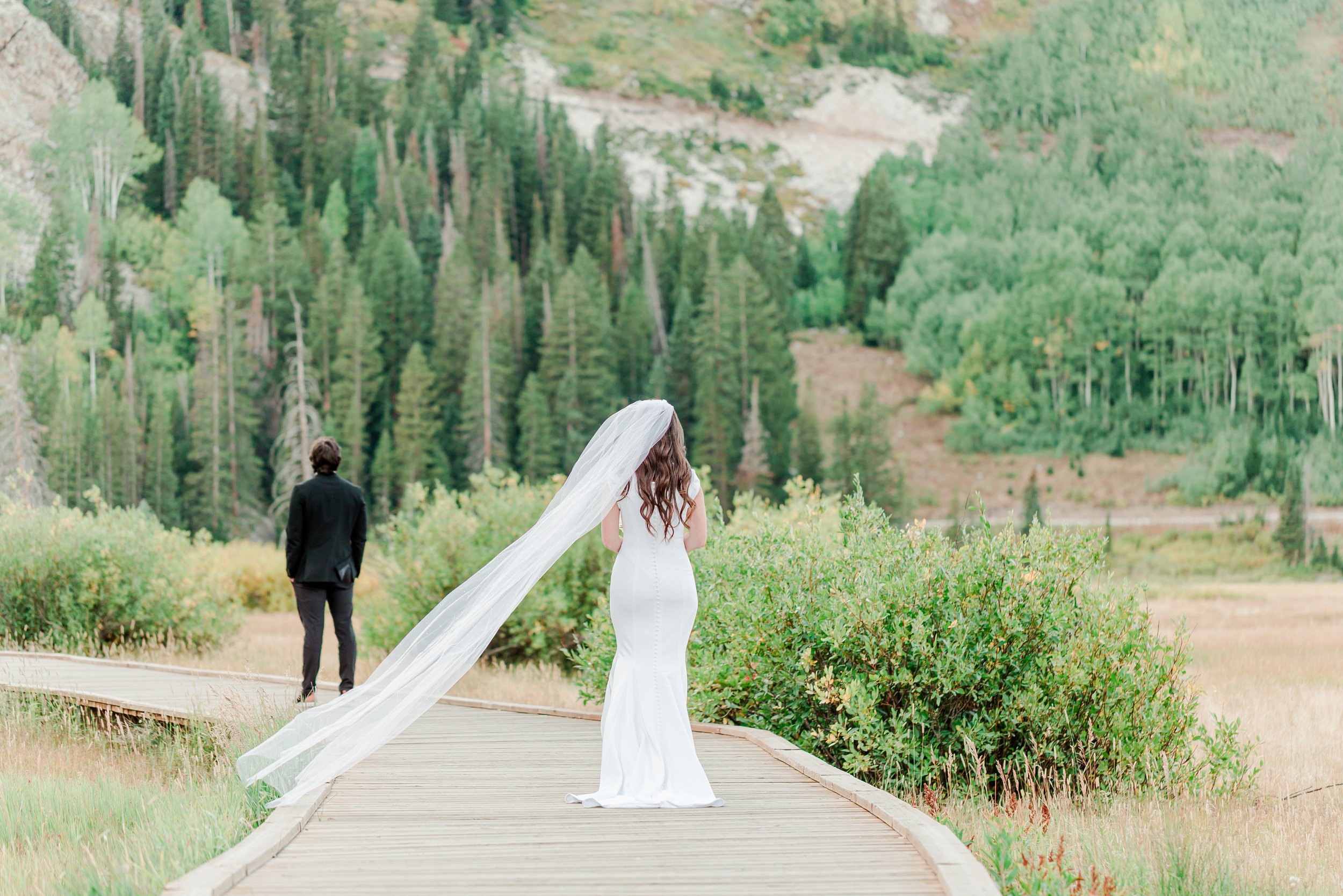 Bridal Portraits at Silver Lake in Utah