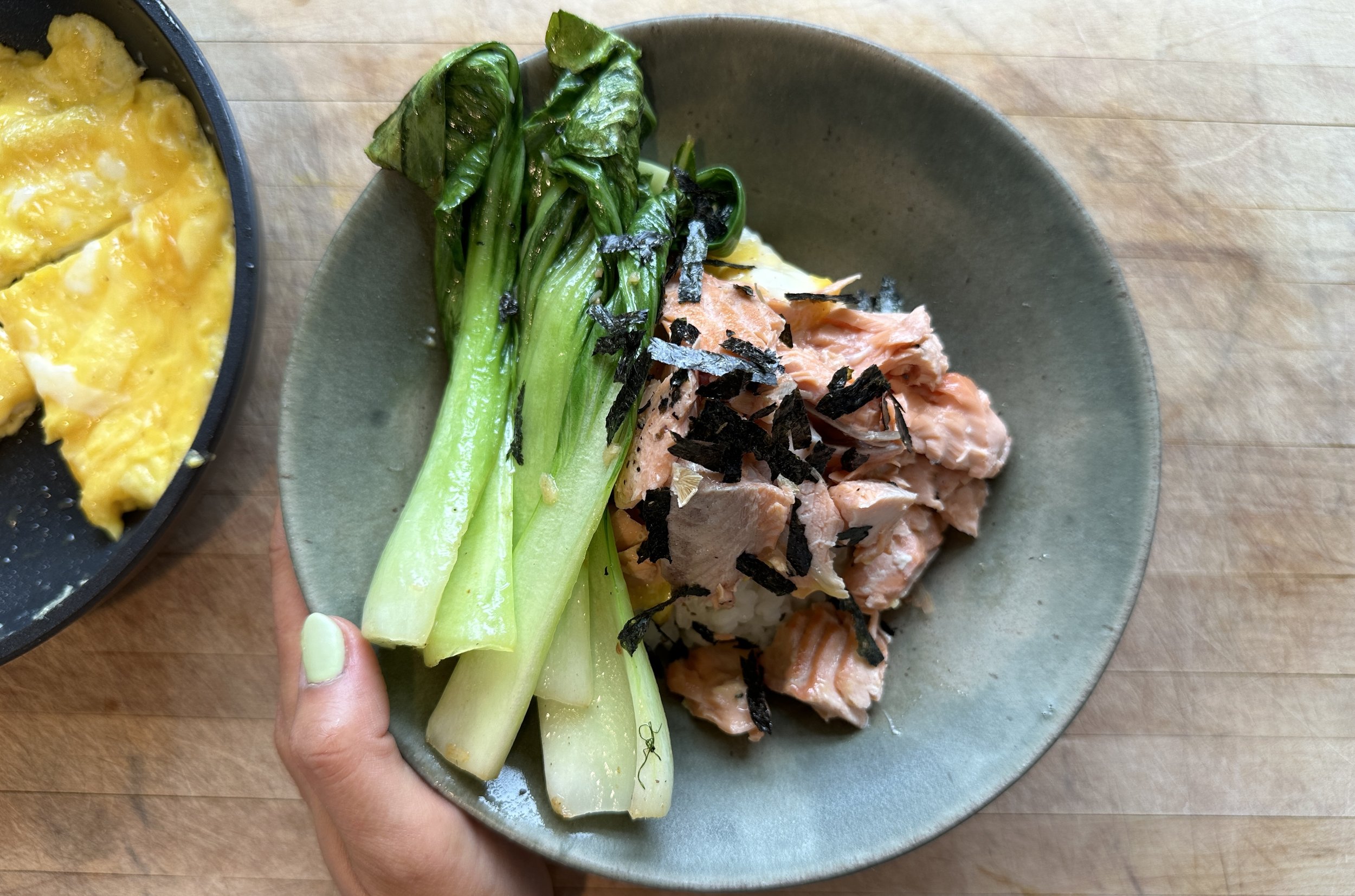 Salmon, rice, nori &amp; egg breakfast bowl