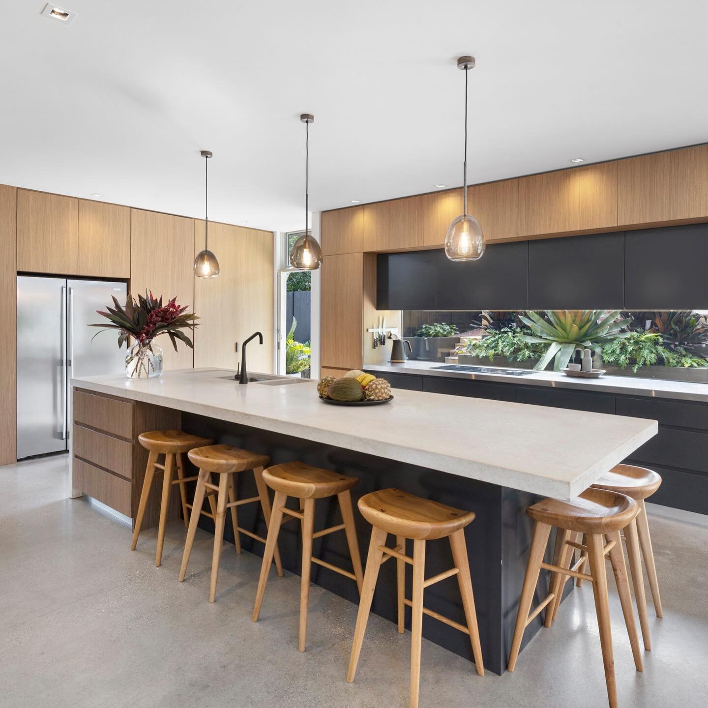 Thankyou @houzzau for featuring our North Balgowlah house kitchen in your article &ldquo;What the 10 most saved Kitchens this year tell us  https://www.houzz.com.au/magazine/what-the-10-most-saved-kitchens-this-year-tell-us-stsetivw-vs~151008335 phot