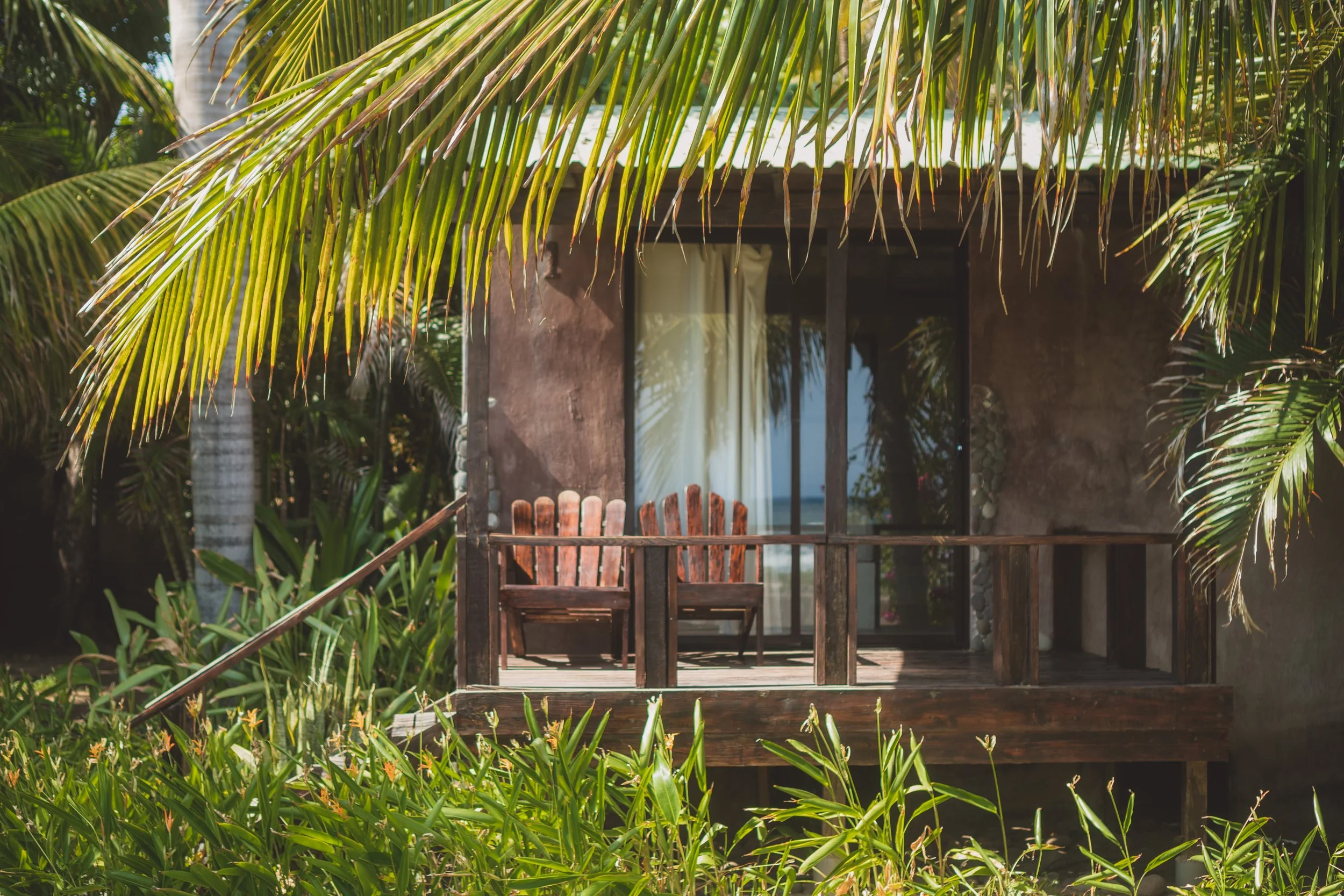 Copy of DSC02467_beachfront-bungalow.jpg