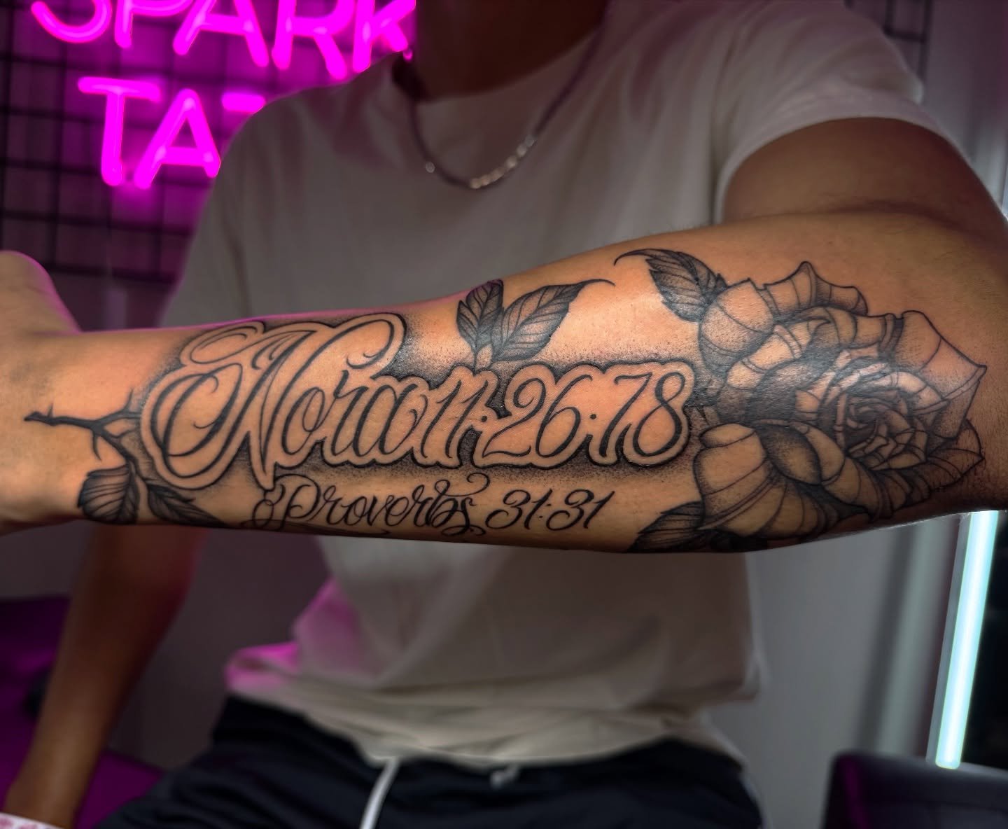 Rose + Name sleeve for @flrs_6 🌹#tattoo #dfwtattoo #rosetattoo #letteringtattoo #tattoosleeve