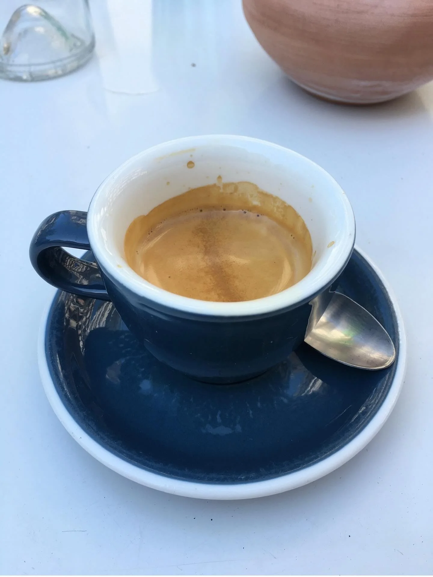 Pause caf&eacute;&hellip;.