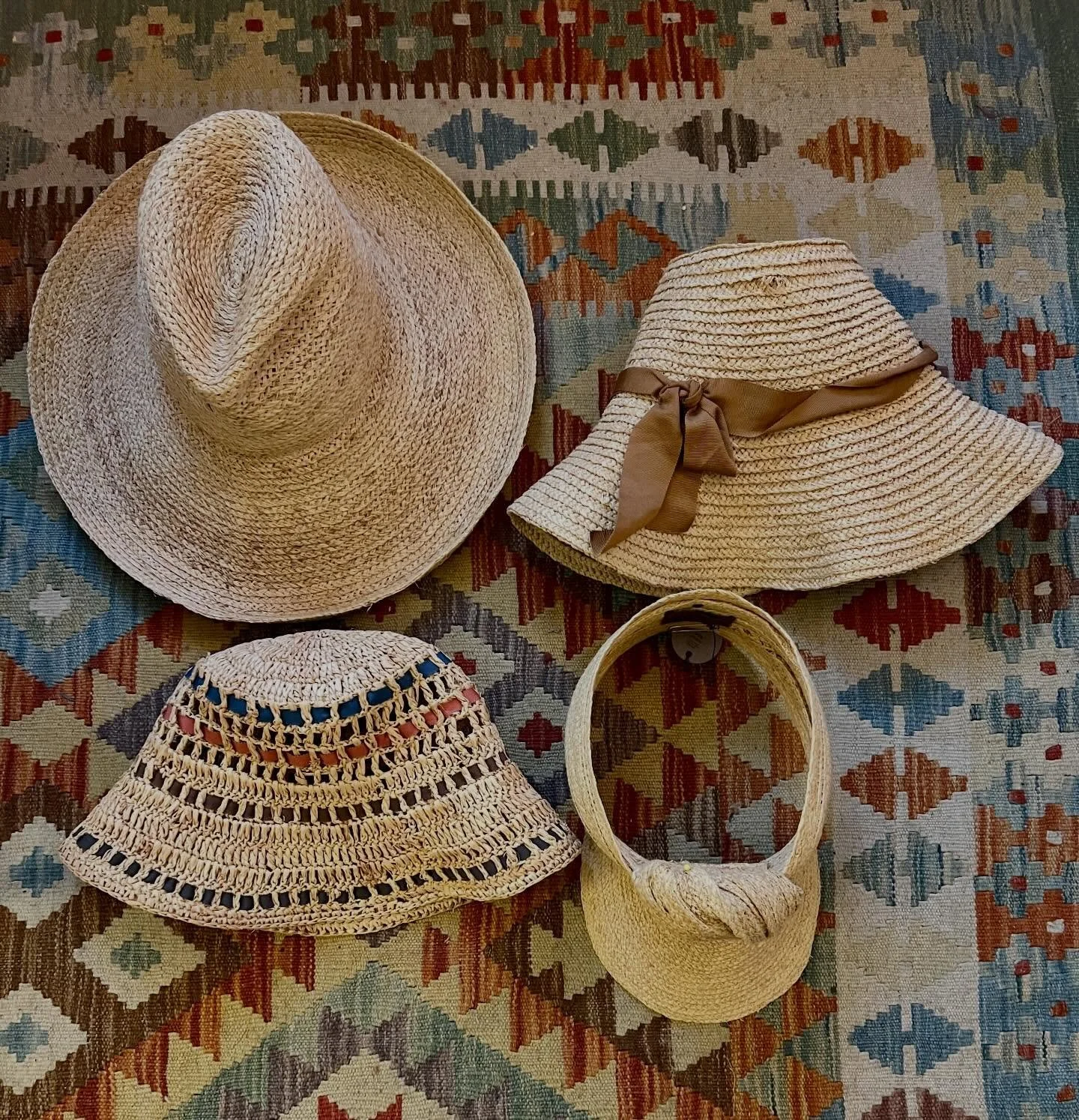 The hats I&rsquo;ve chosen to keep for myself! 
I look forward to having them shade me from the sun of beaches, towns and villages I&rsquo;m going to explore with my new found free time&hellip;.

#beachlife #beachbums #tourists #vagabond #strawhats