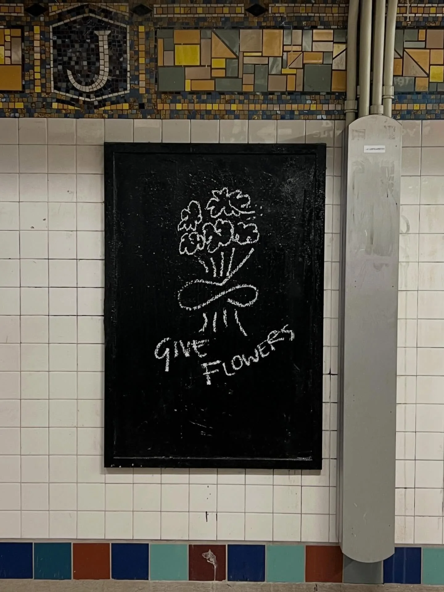 Will get myself some. It was the very last day at the studio and feeling a tad nostalgic&hellip;. 

#broomclean #happyspace #creativespace #artstudio #makersspace