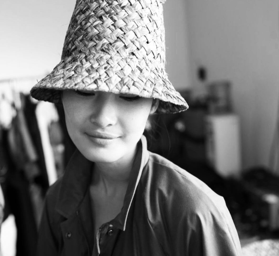 Made for a Rachel Comey show&hellip;.
 

#strawbuckethat #fashionshow #buckethat #flowerpothat