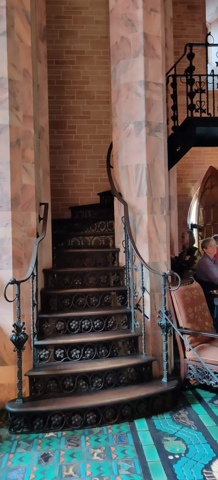 T10 - Staircase.jpeg