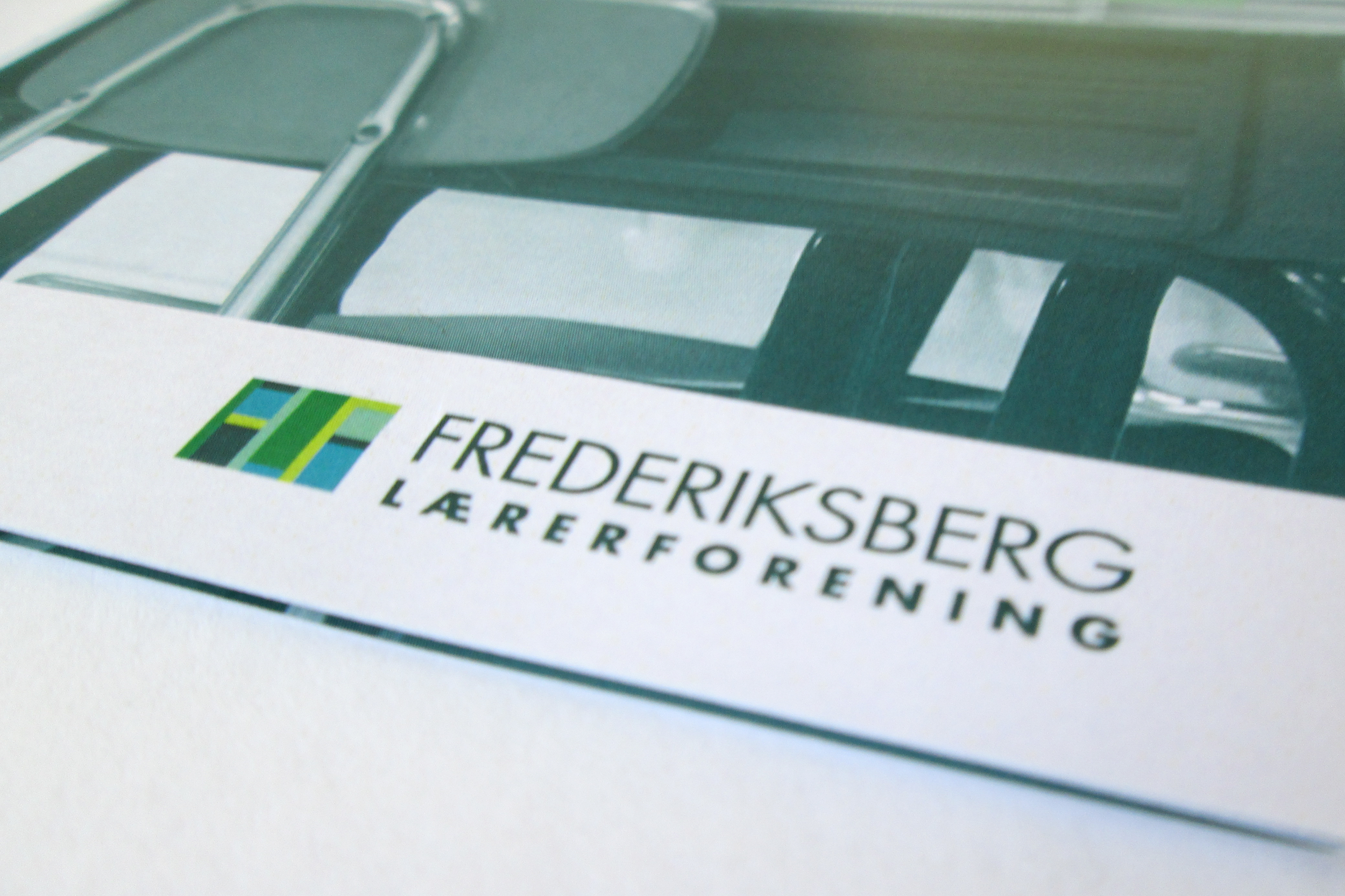 flf_logo_closeup2.png