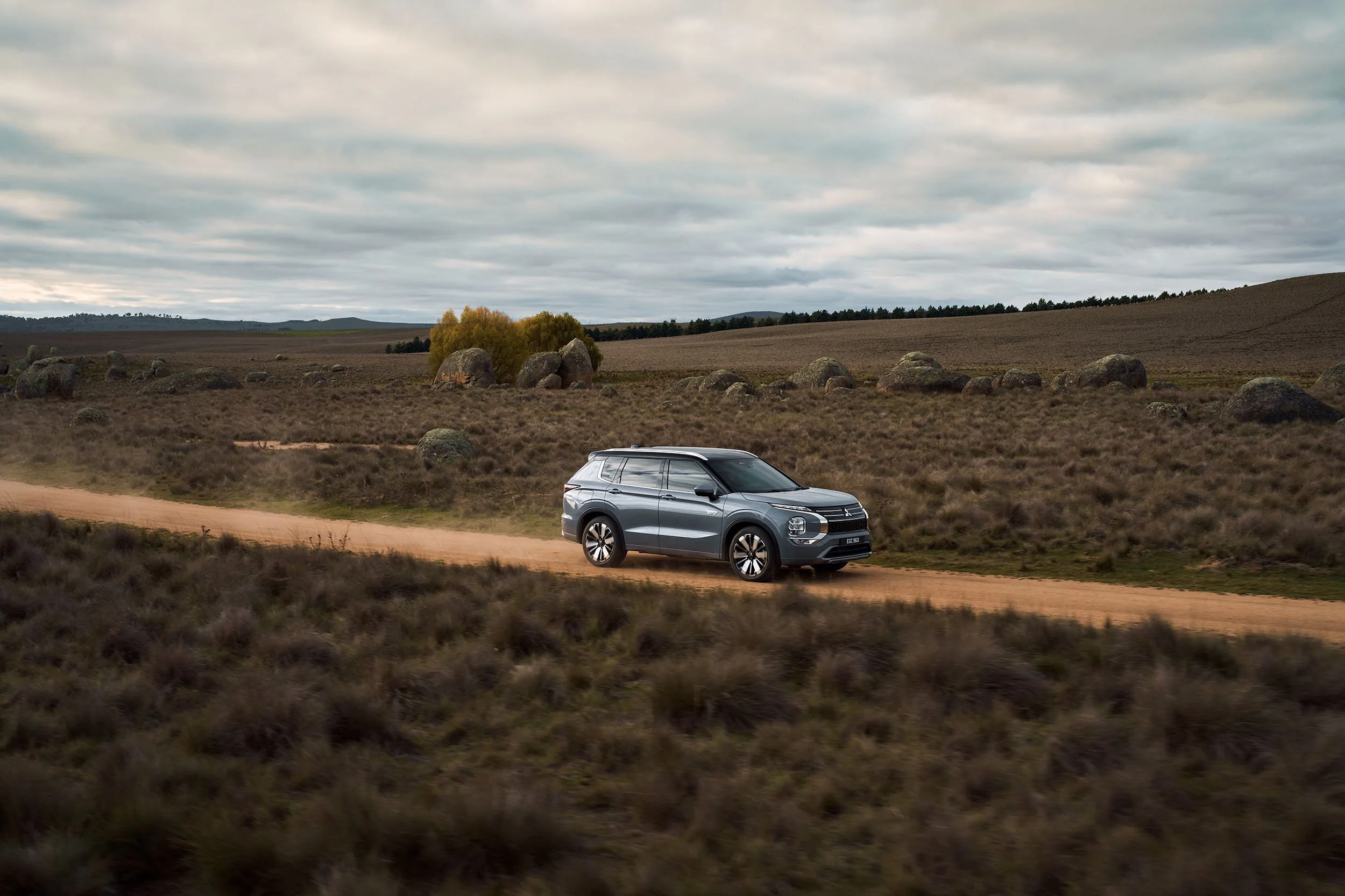 250520_DAY1_Mitsubishi_Outlander_PHEV_SHOT_03_1495.jpg