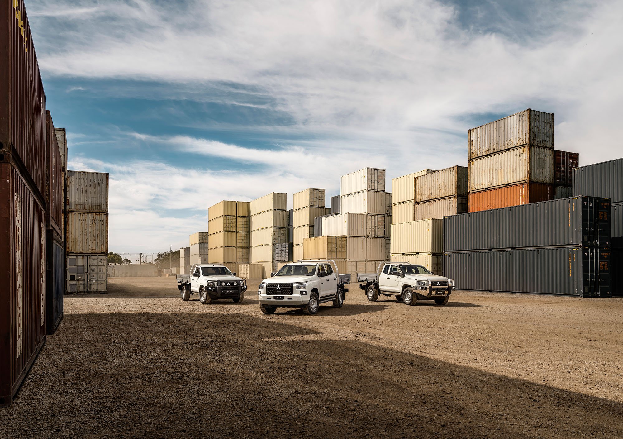 MMA3374_2025_Triton Range_Cab Chassis_Pack Shot_2_50%.jpg