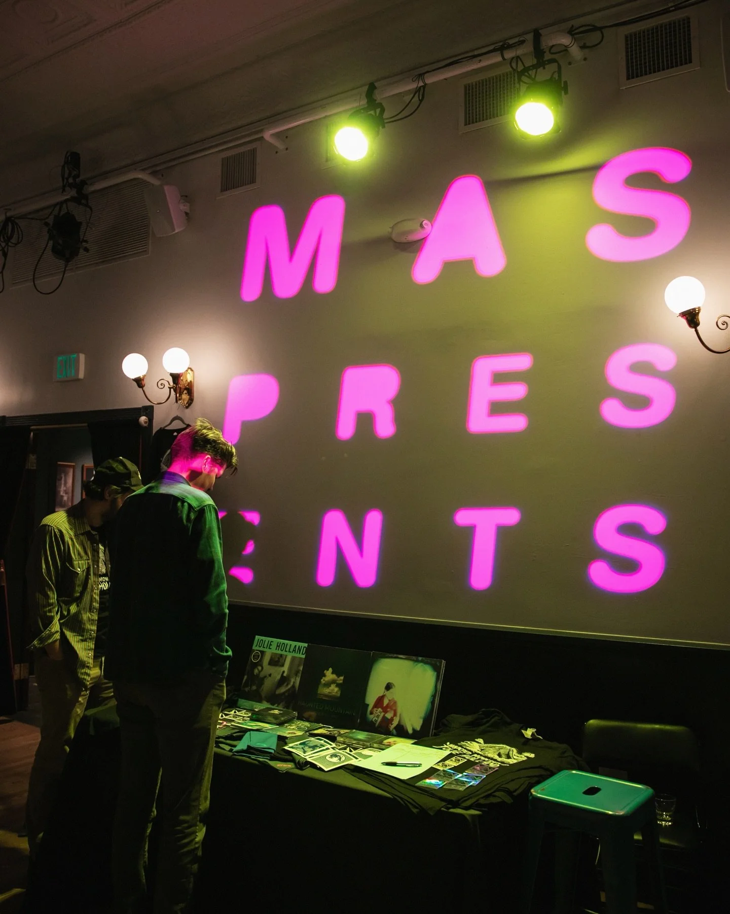 @mas.presents has been something special! Intimate rooms, stories carried through sound, and moments you don&rsquo;t quite forget.

There are two nights left in the spring lineup:
April 23 &mdash; Dom Flemons @domflemons 
May 7 &mdash; Amanda Pascali
