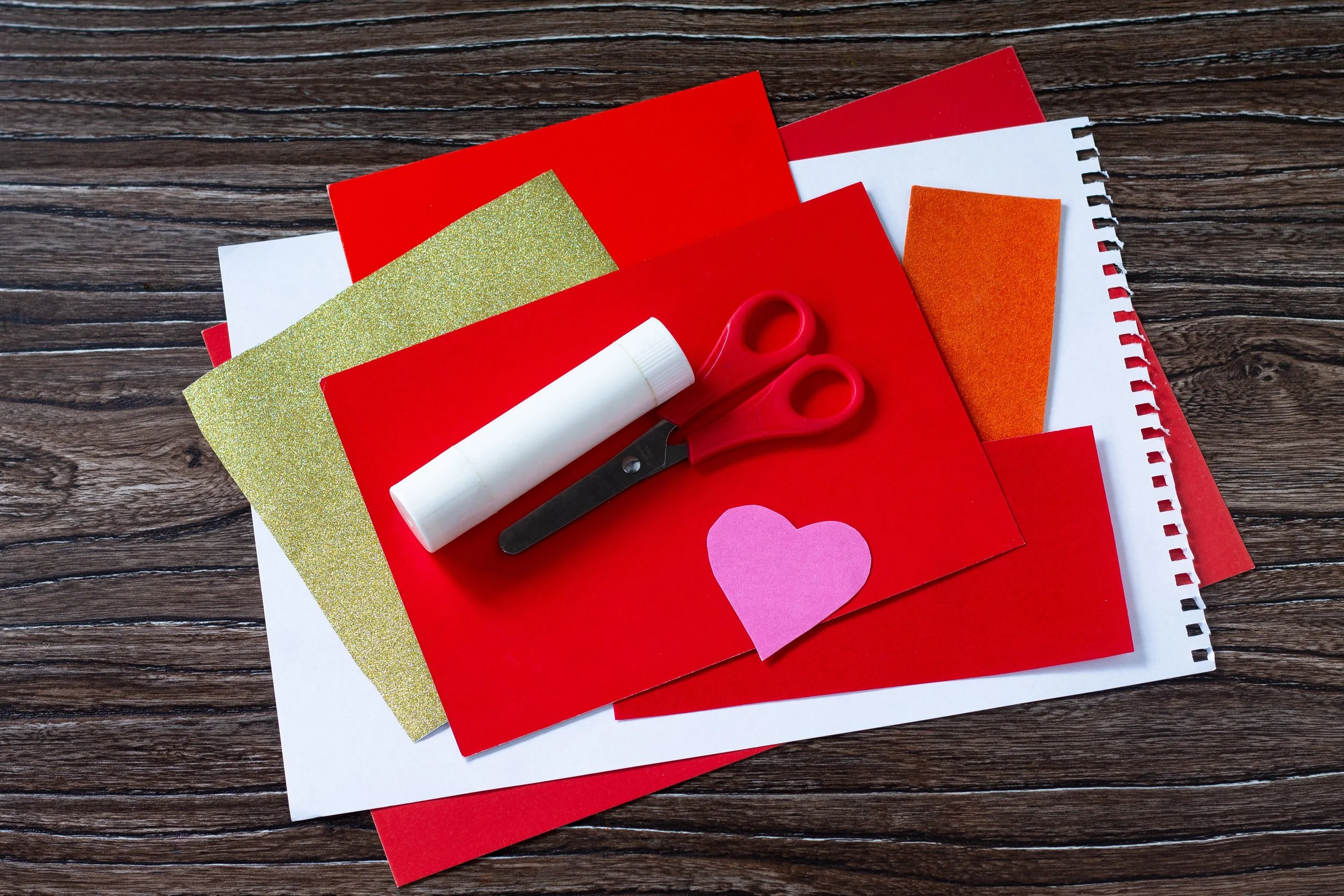 Kids Crafts! Valentine Box Ideas