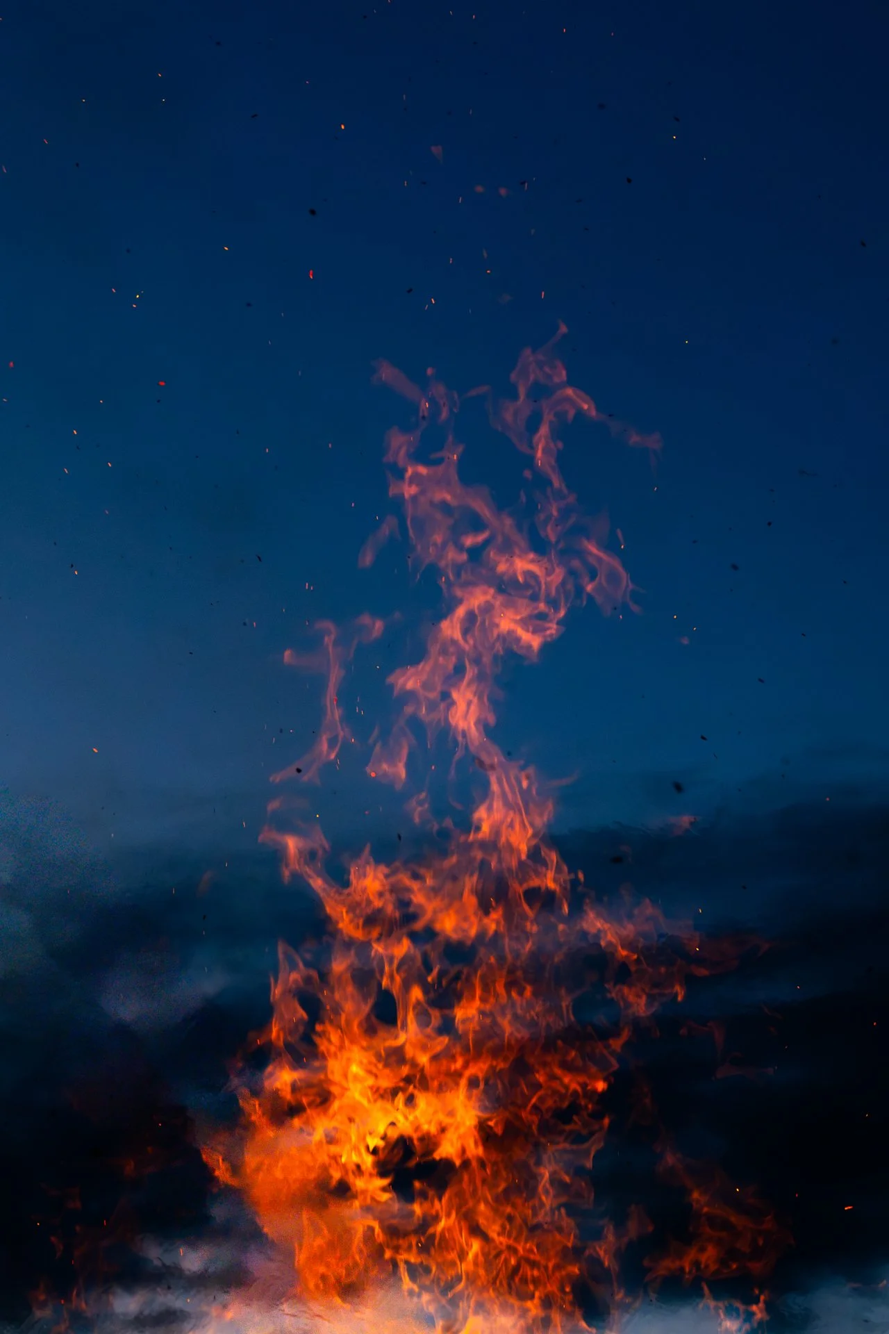 FIRE_EASTER 26_RENAE SAXBY-1779-2.jpg