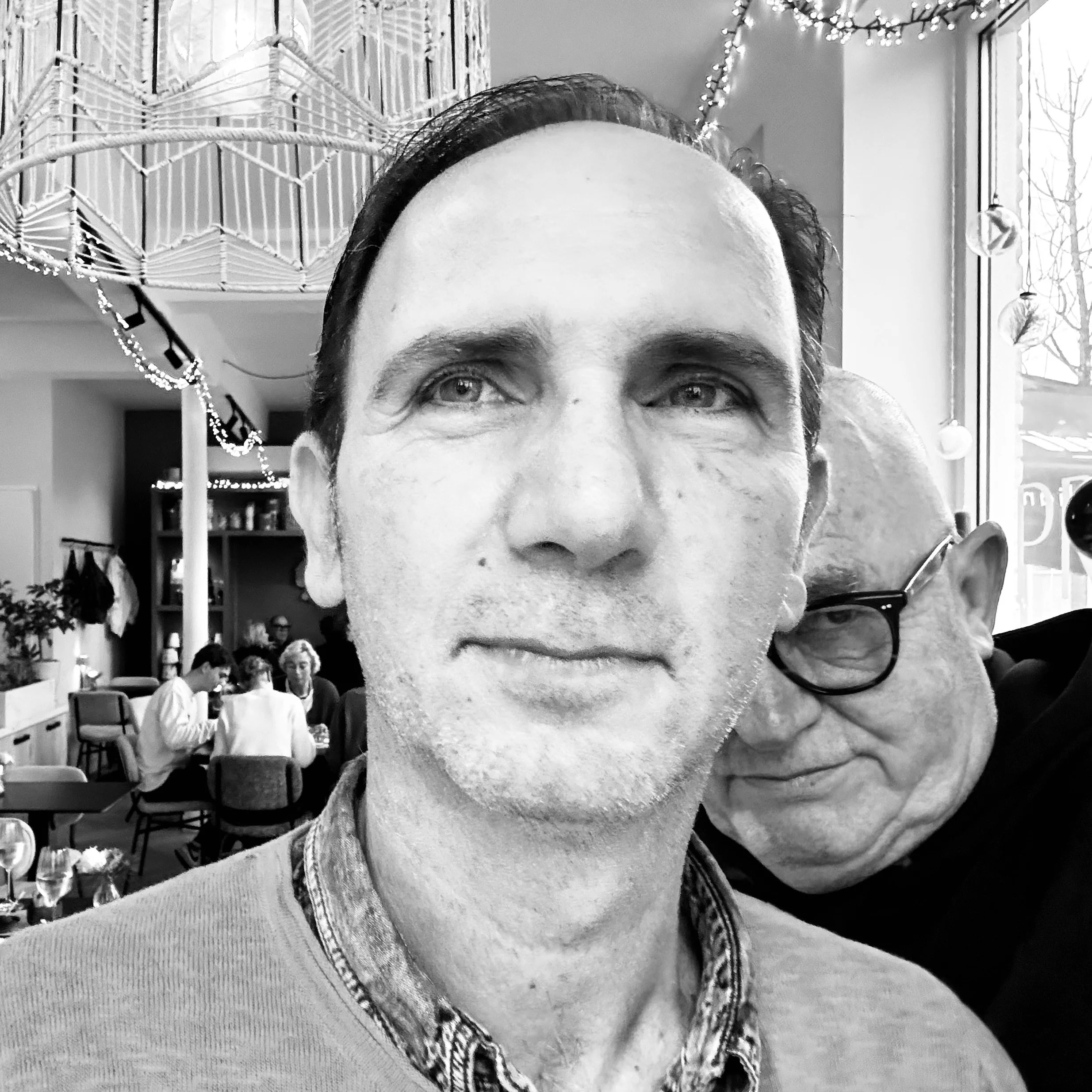 #allessandro / @pranzo.ulvenhout / gaat gewoon door met: Delizie italiane
Cerchi un pranzo o un drink delizioso? Da PRANZO Ulvenhout, puoi assaporare autentici piatti italiani in un’atmosfera accogliente. Gusta gustosi piatti per il pranzo, panini fr