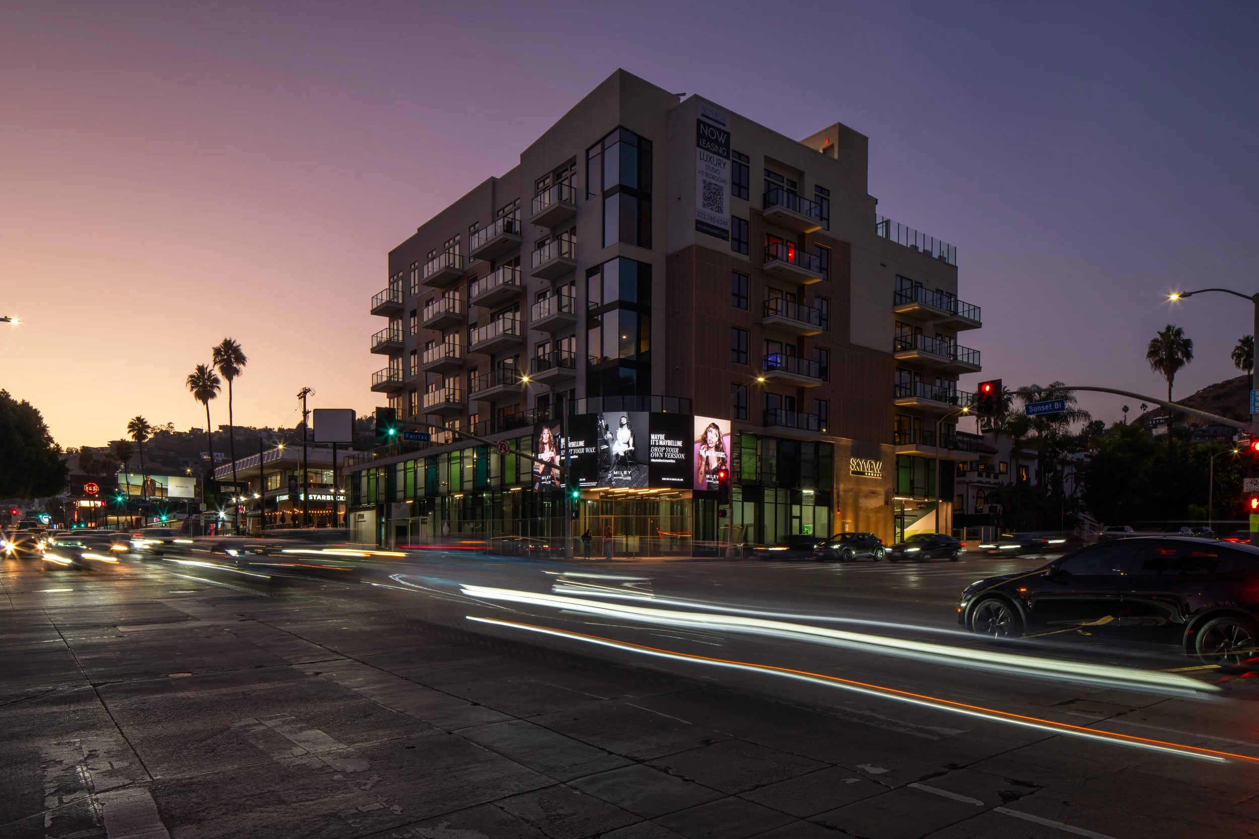 Sunset - Maybelline - Miley - 01.jpg