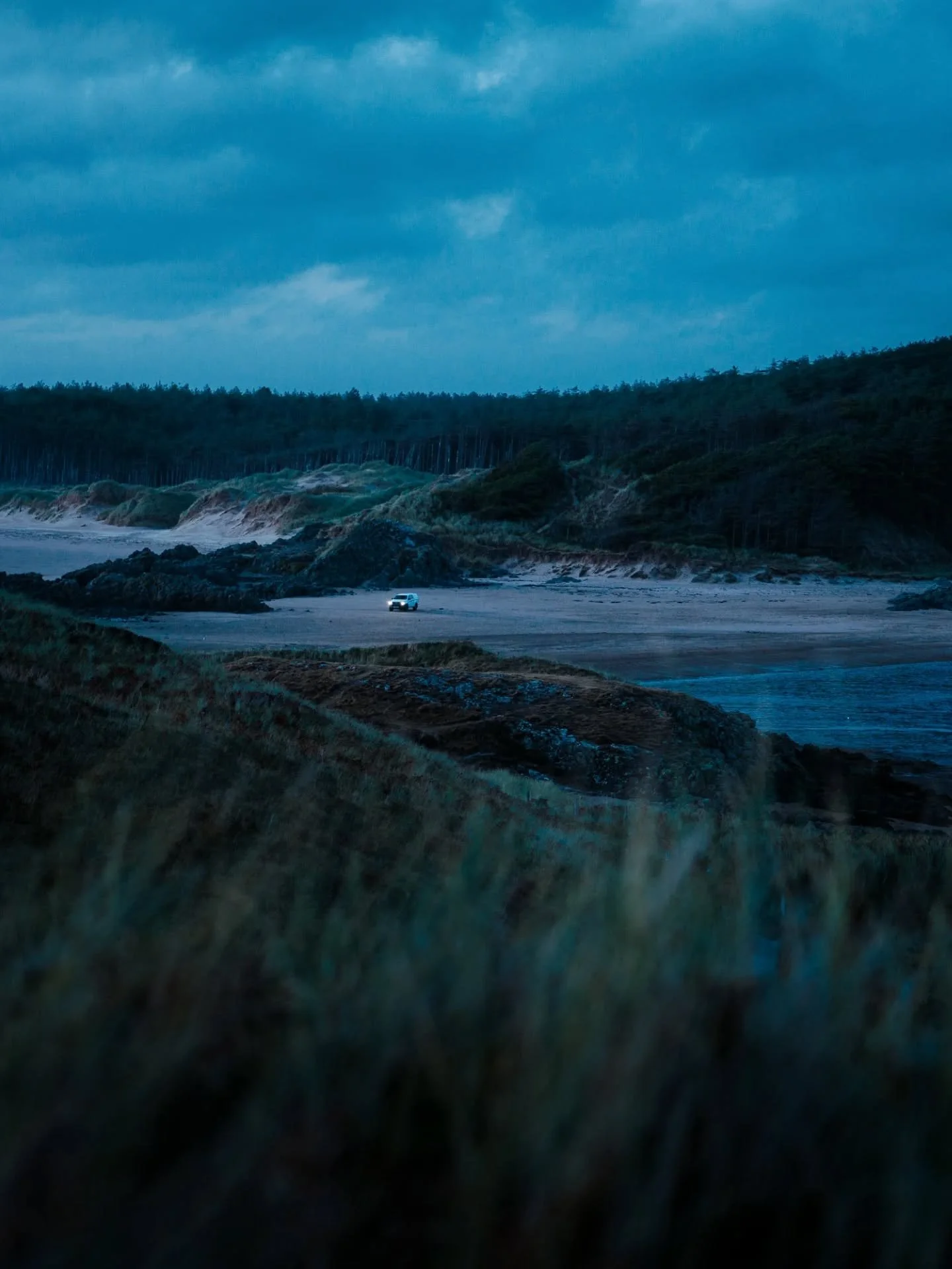Les derni&egrave;res lueurs sur la plage (et un 4x4 qui s'est perdu)