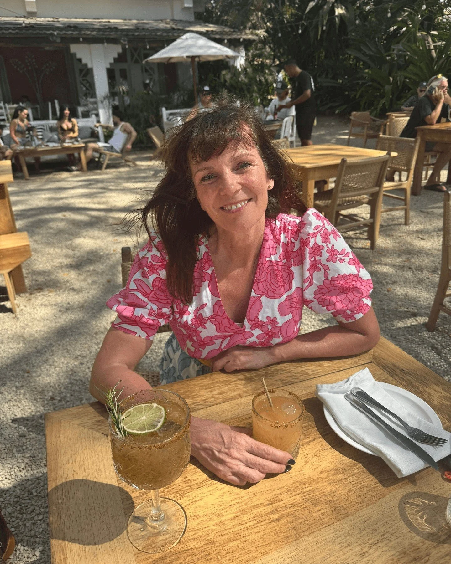 Changing. It&rsquo;s not just from Point 1 to Point 2. There&rsquo;s lots of tiny feelings and thoughts and experiences wich happen and we need to process in-between. We end up sitting between what once felt right and &lsquo;honourable&rsquo;, and wh