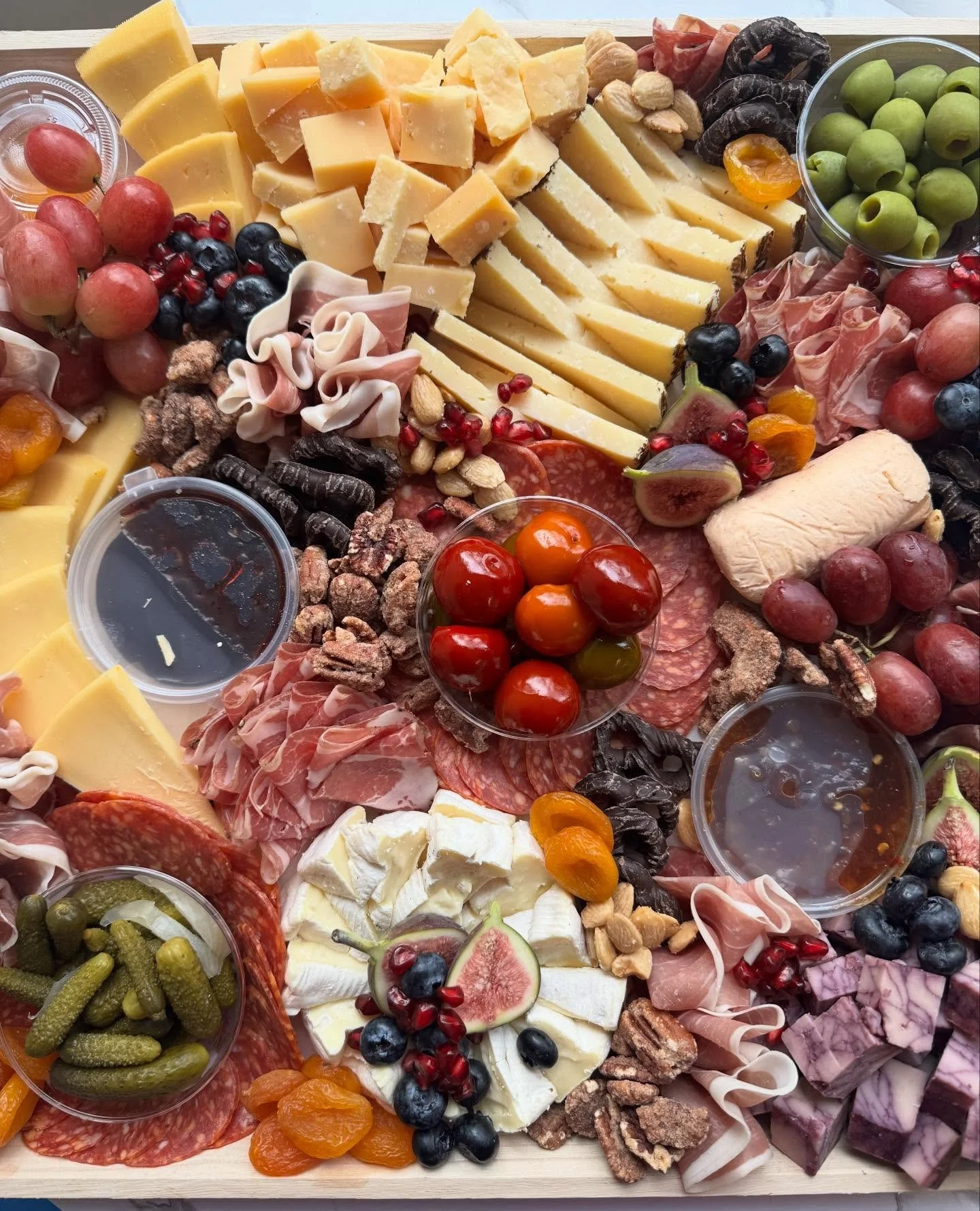 THANKSGIVING AT ROC BOARDS 🧀🦃🥧

This is our biggest holiday of the year! If you missed the pre-orders and need to bring an appetizer to your Thanksgiving, don&rsquo;t panic! We are open tomorrow AND Thanksgiving day for walk-in purchases. 

We&rsq