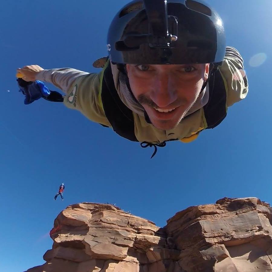 BASE jumping in Moab