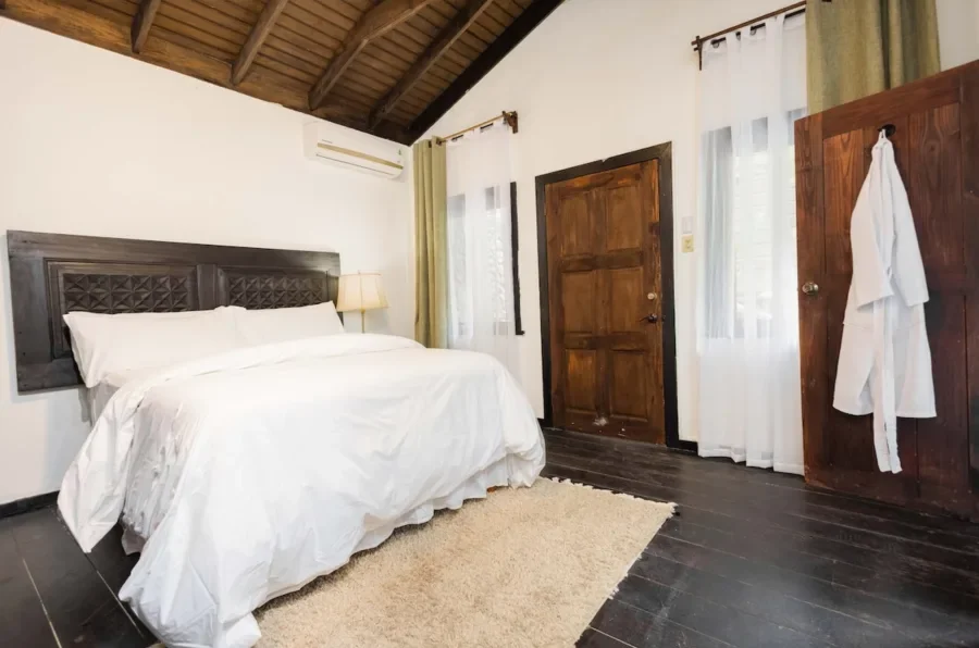 black stone villa.webp