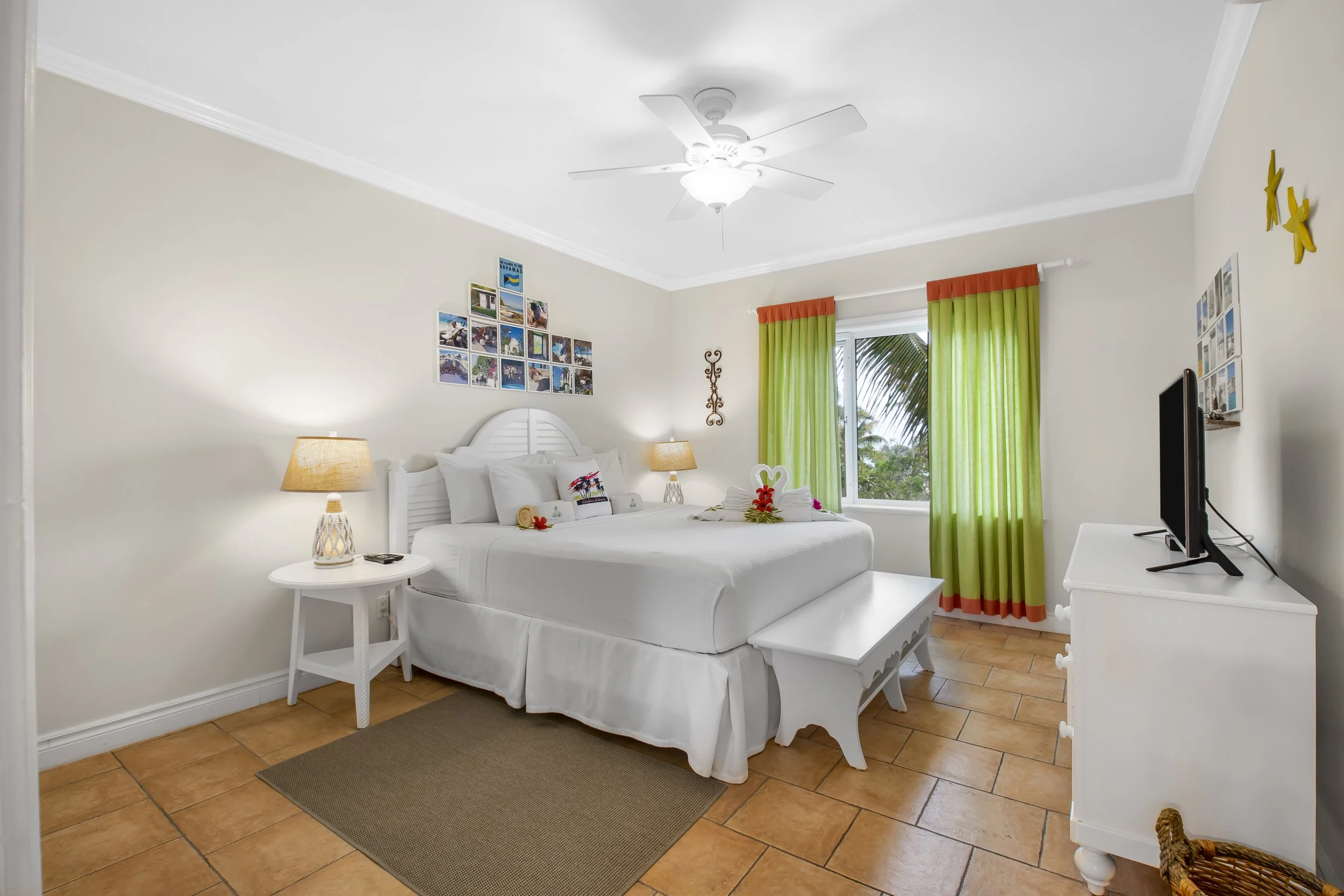 PIneapple Fields Unit 521_017.JPG