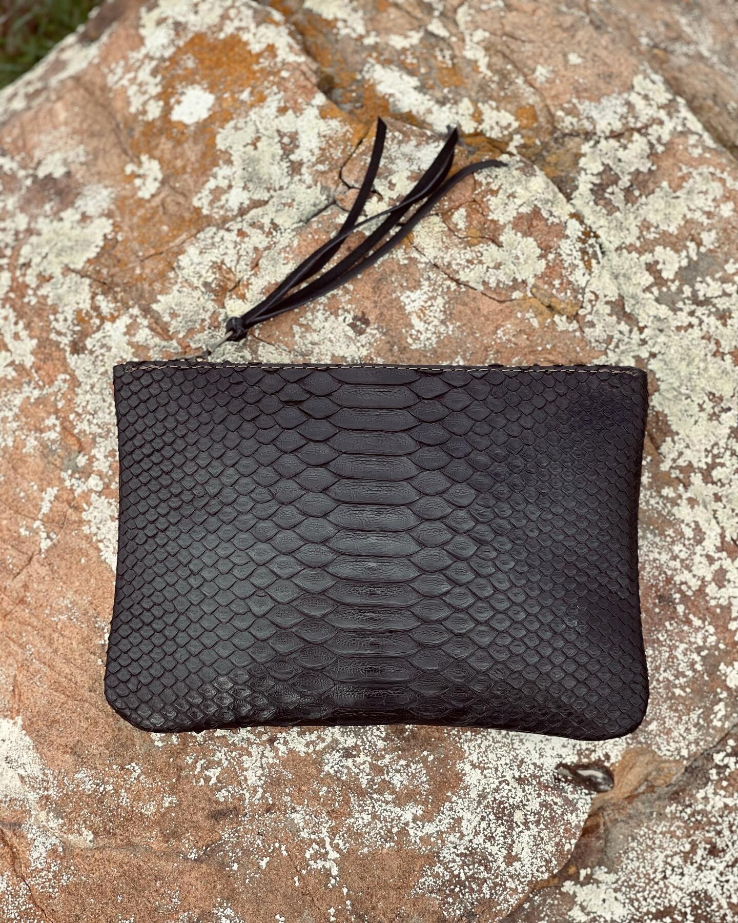 ⚡️Python Zip Pouch⚡️&bull; Waxed Black &bull; Genuine Python &bull; Handcrafted by Allie Azzaro &bull; American Made &bull; DM me for more info ⁣⁣⁣⁣⁣⁣⁣⁣⁣
⁣⁣⁣⁣⁣⁣⁣⁣
&bull;⁣⁣⁣⁣⁣⁣⁣⁣
&bull;⁣⁣⁣⁣⁣⁣⁣⁣
&bull;⁣⁣⁣⁣⁣⁣⁣⁣
#leather #handmade #fashion #style #leathe