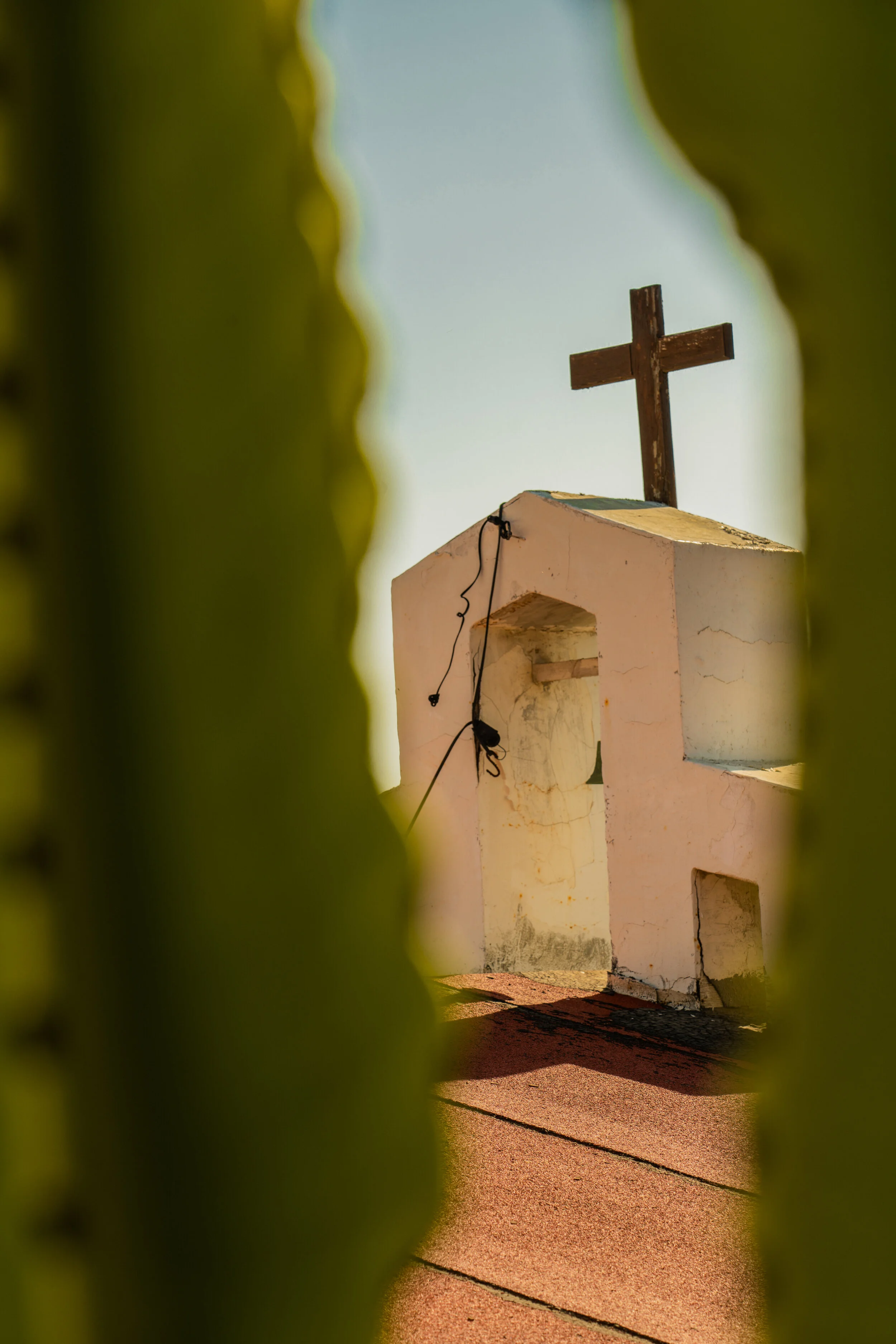 Cross1-2.jpg