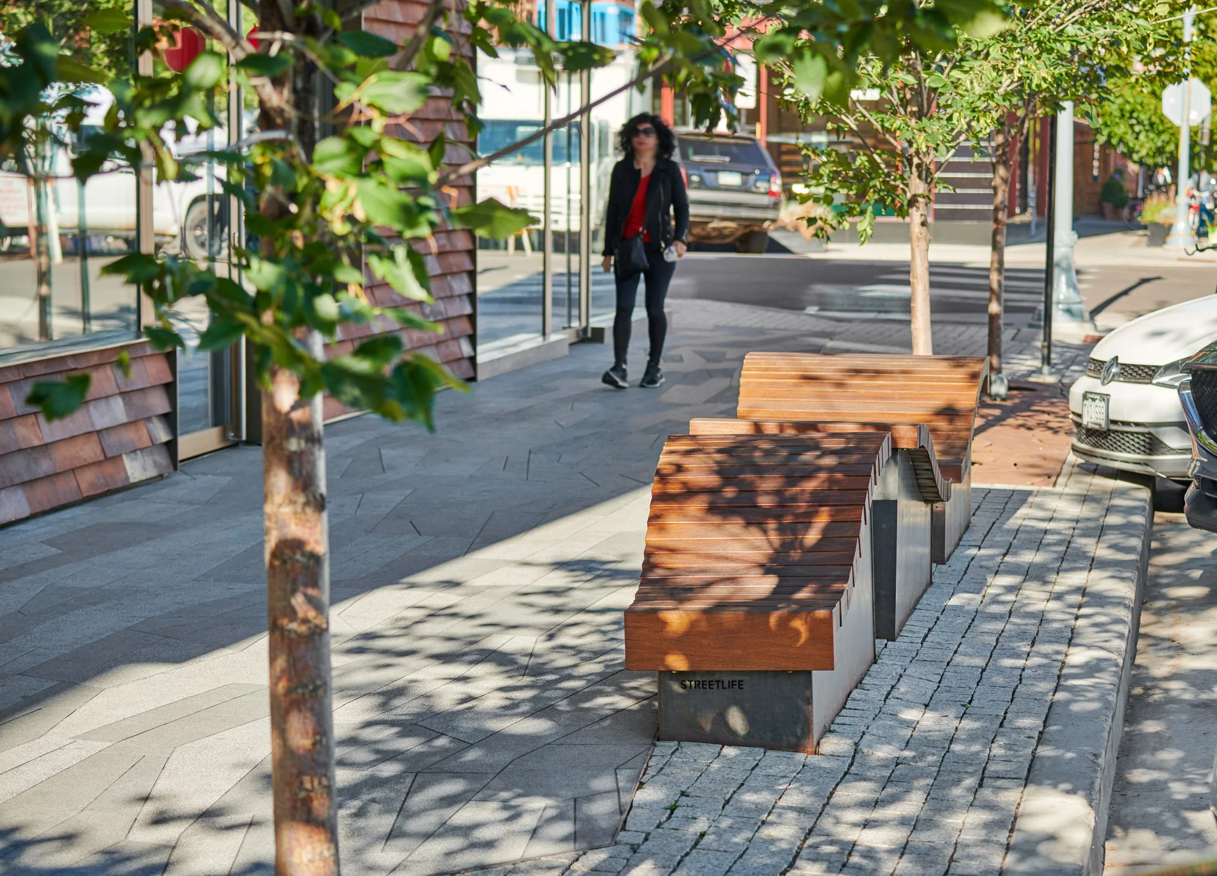 VicSq_109.jpg