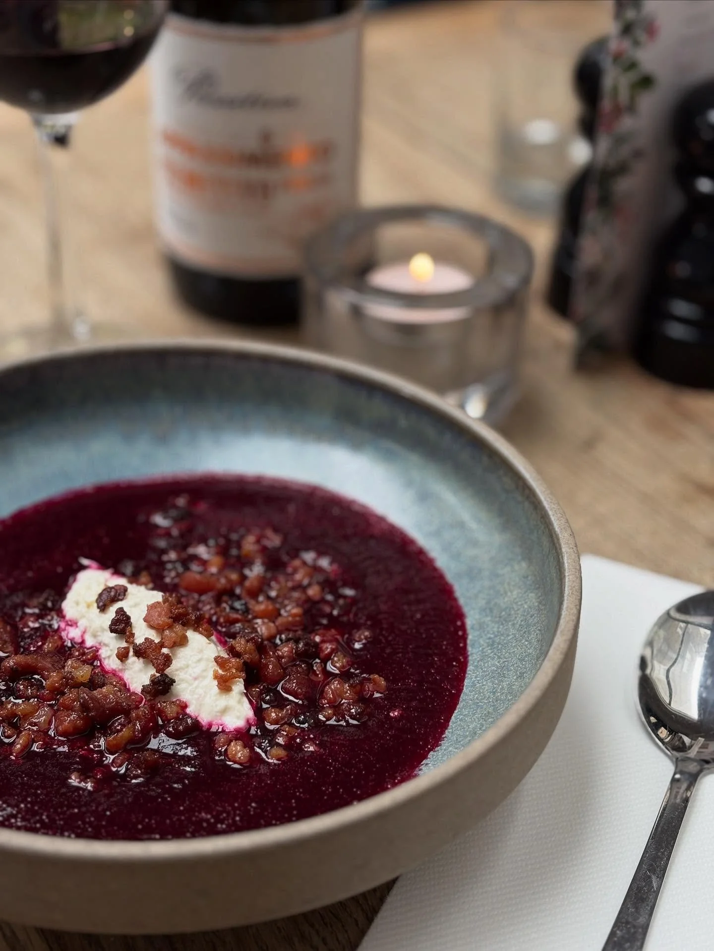 Beautiful warming beetroot soup on the menu this week! Two courses for 16.50, lunchtimes Wednesday to Sunday. Walk ins welcome! #setlunch #earlsfield