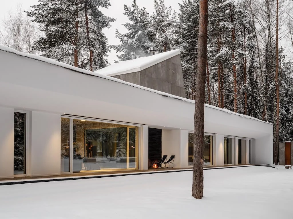 modern-house-in-dark-colors-moscow-tatiana-alenina-design-bureau-25.jpg