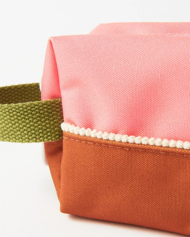 Pencil_case.jpg