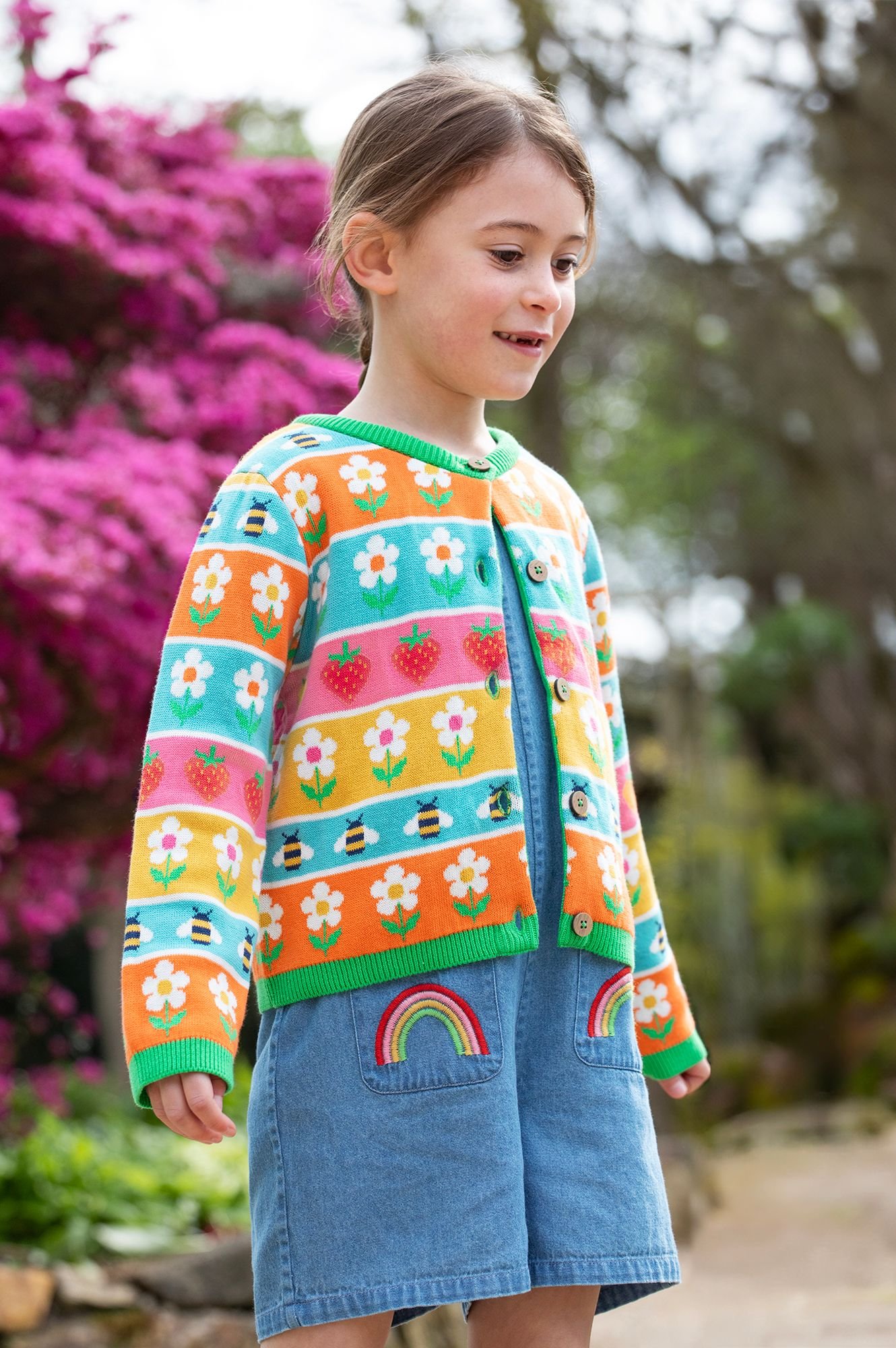 Girl_wearing_Frugi_Robyn_Fairisle_Cardigan_Daisy.jpeg