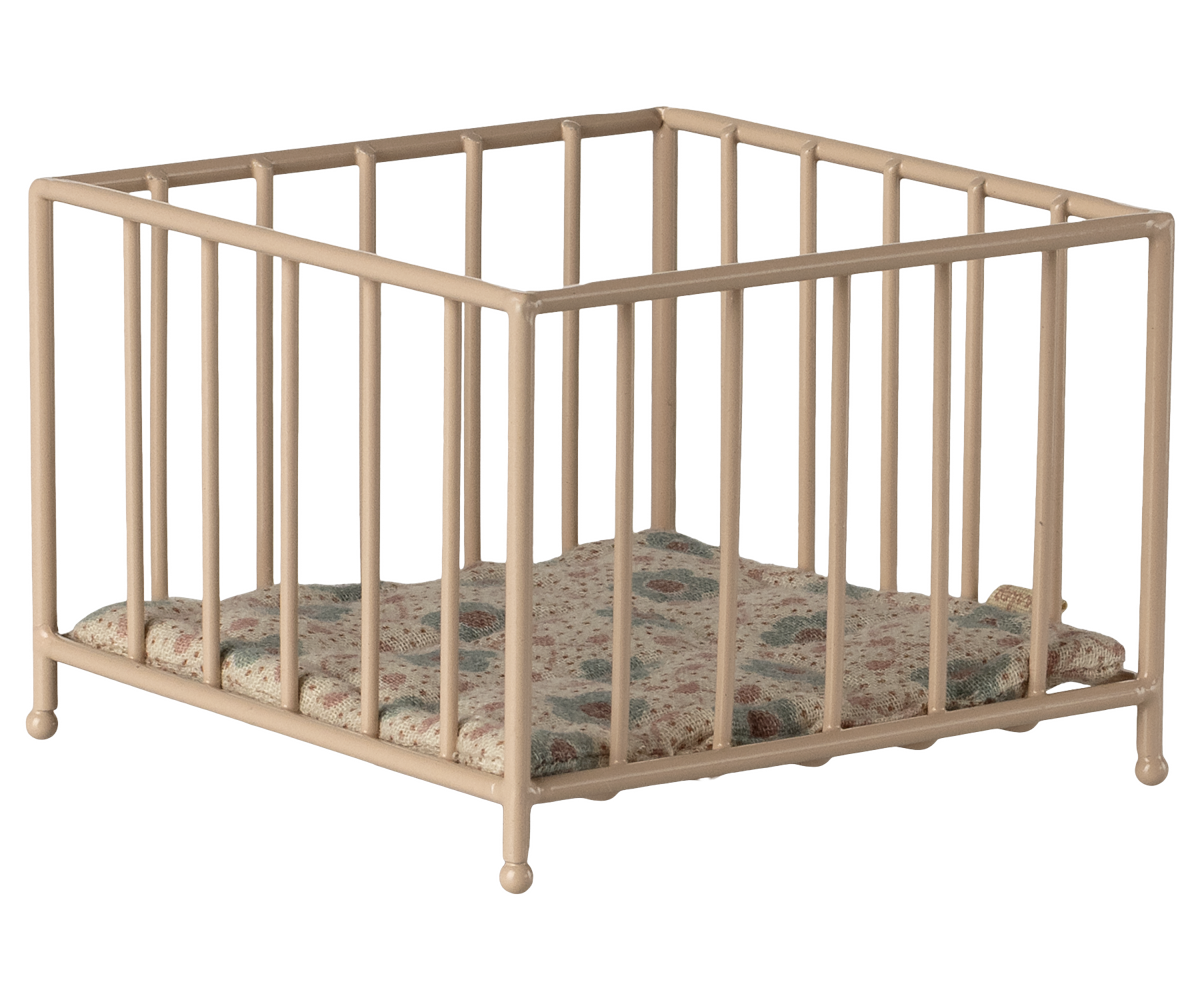 Maileg Playpen — My Rose
