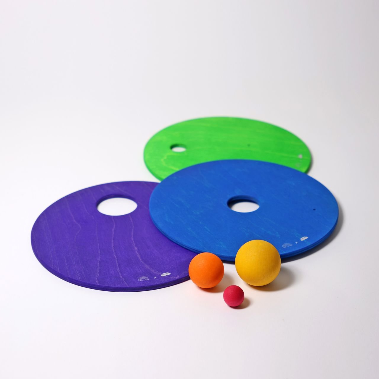 Grimms_Rolling_Discs_Cool_Rainbow.jpg