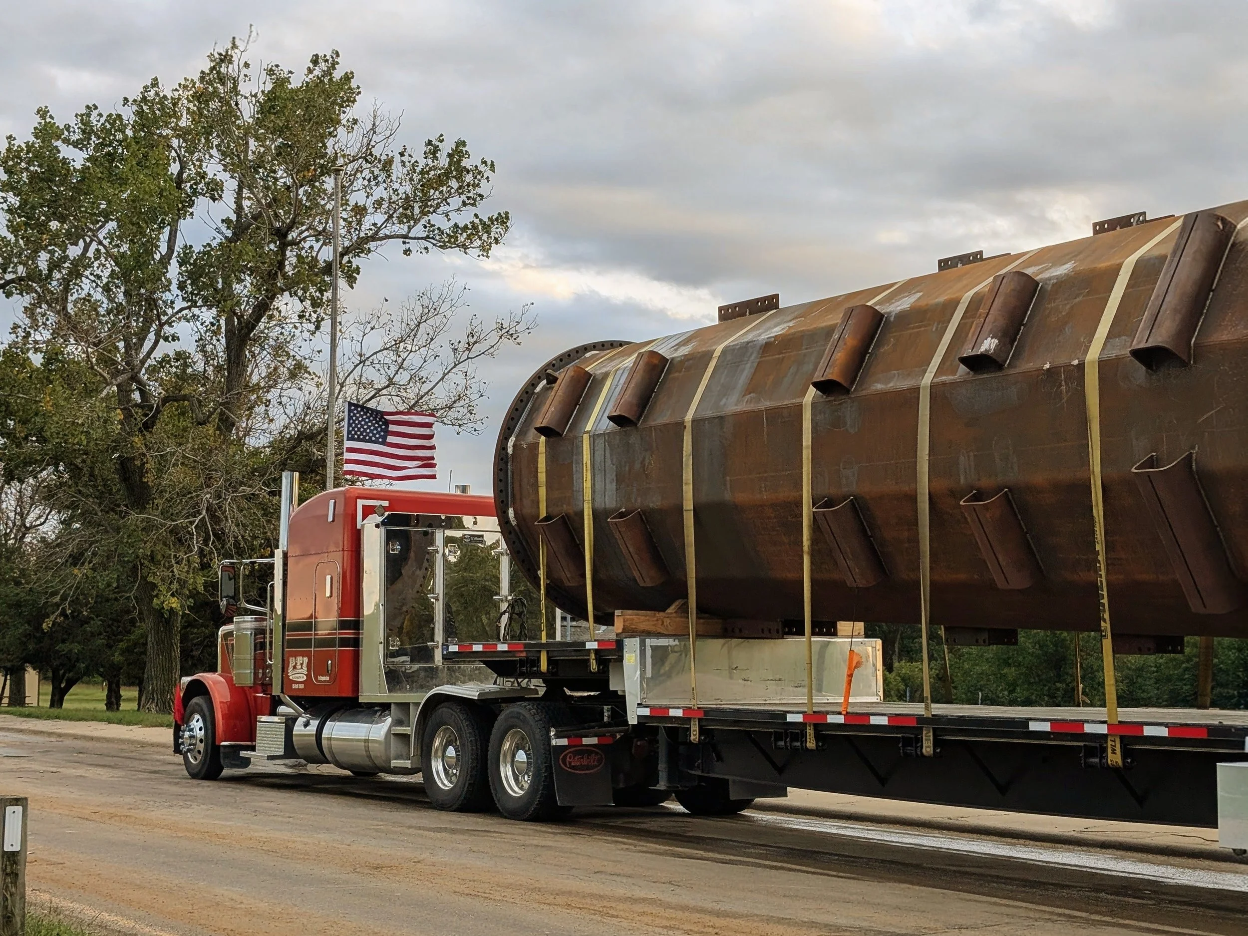 Semi, Oversize Load, Nature, Open Road, Truckers, Truck Drivers, Peterbilt, Kenworth, Peterson