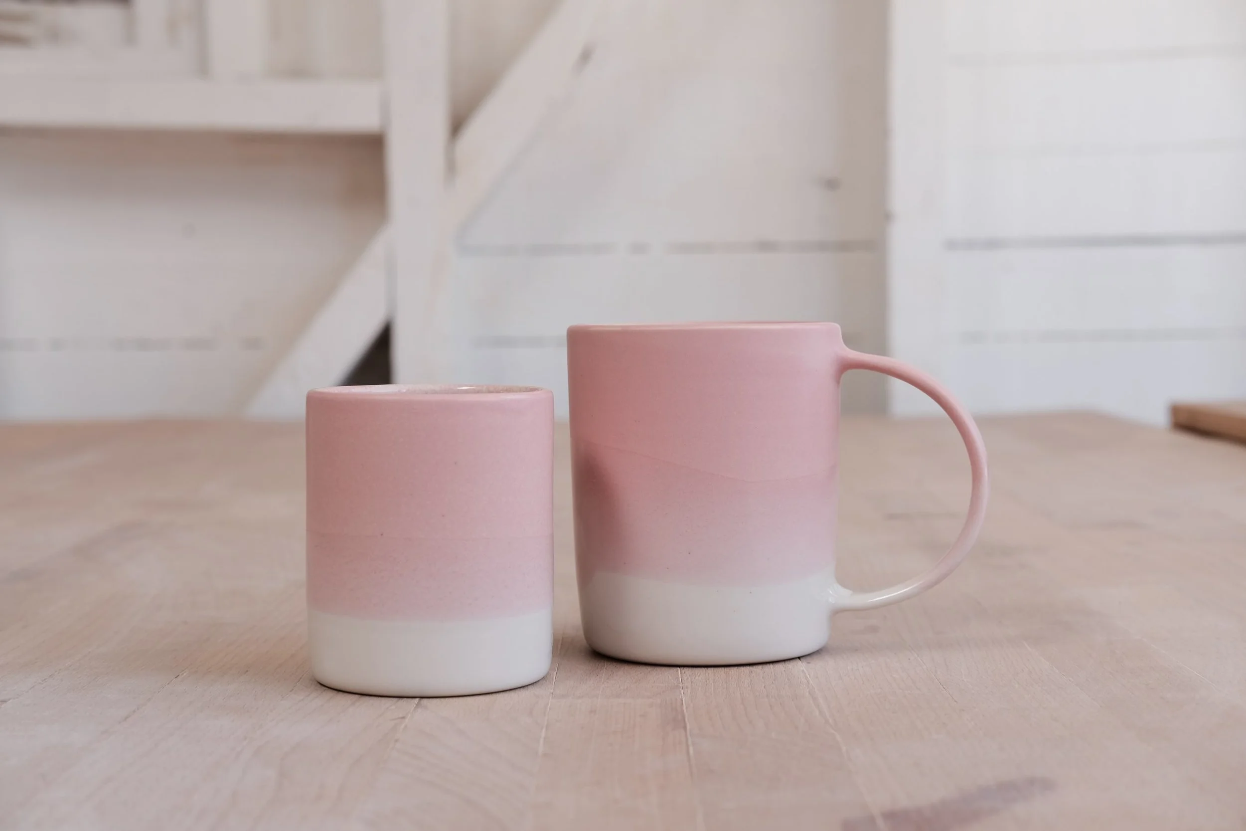 - the sunset is live -
This past weekend, I updated my whole website and listed a lot of new pots. 
The &laquo;&nbsp;Sunset&nbsp;&raquo; collection is ready for grabs among other beauties. I know I&rsquo;m not the best at communicating but I have 2 n