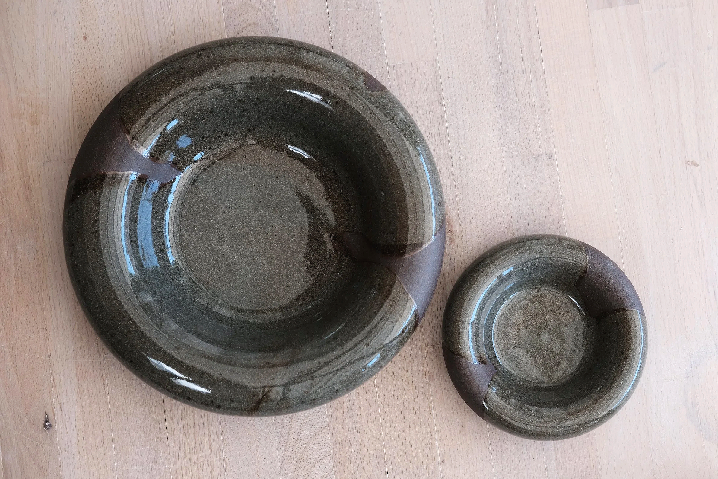 donutbowlblackgreen605.png (Copy)