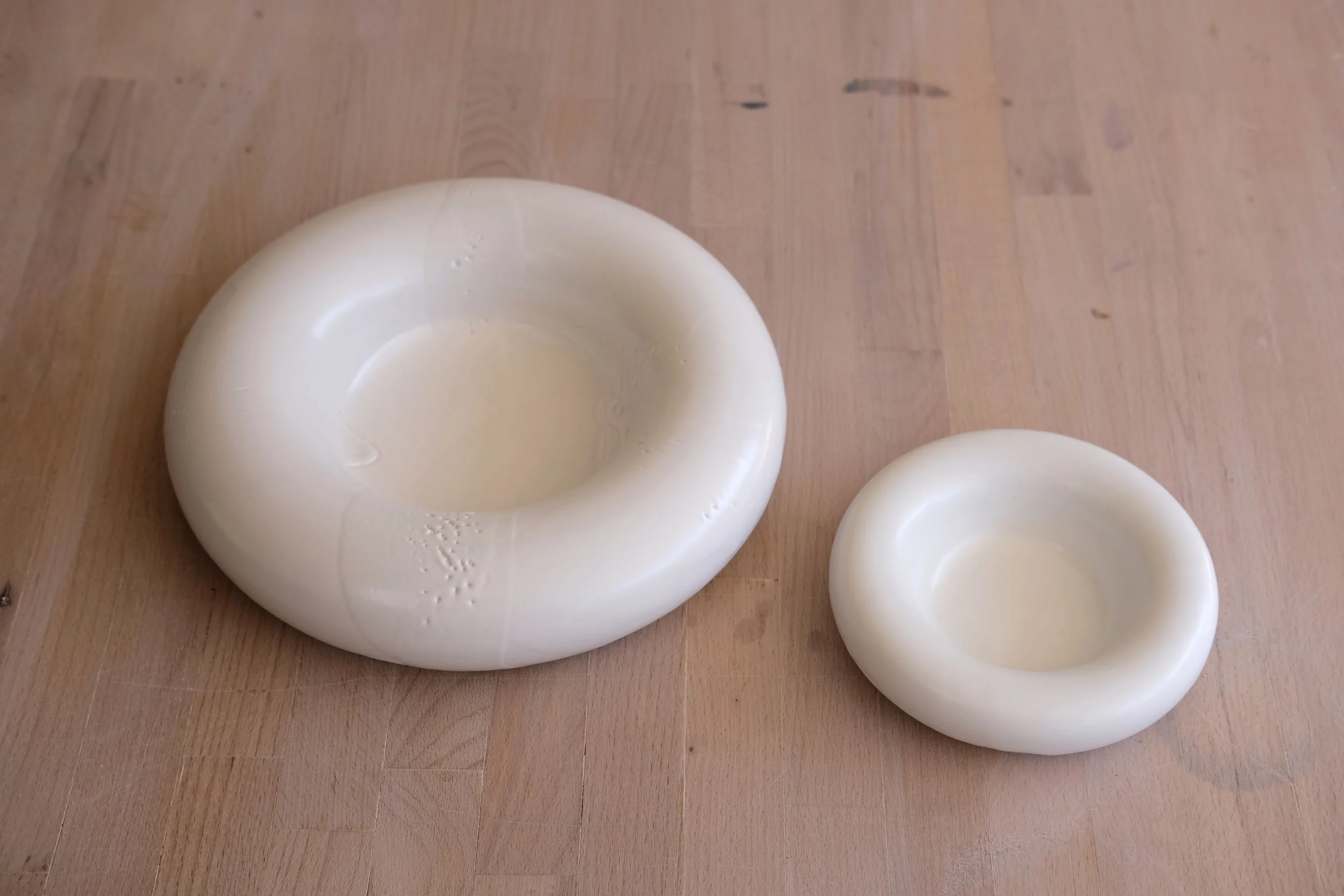 donutbowlwhiteporcelain381.JPG (Copy)