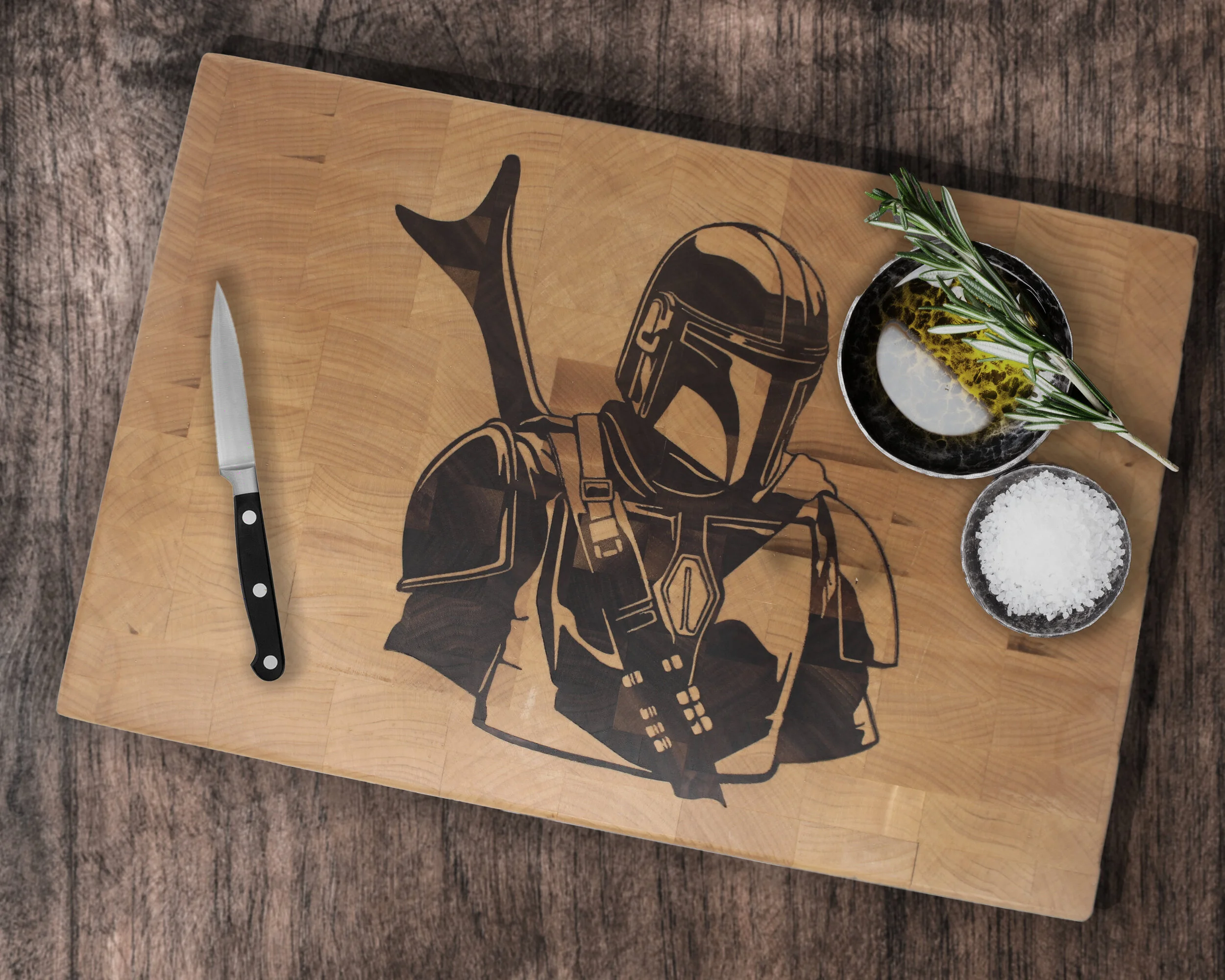Madalorian End grain cutting board