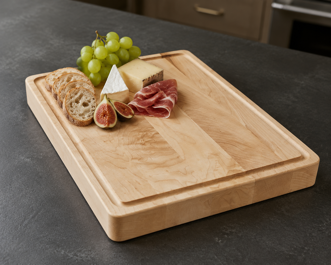 Maple Cutting board pic 1.png
