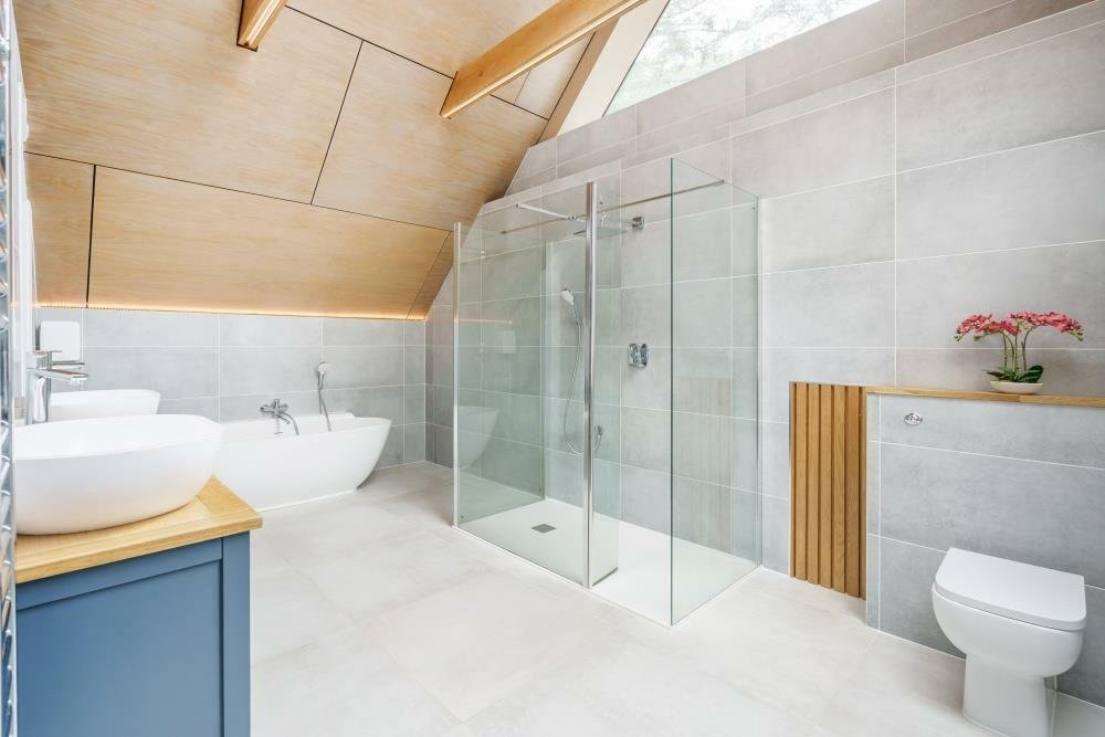Bathroom Renovations Oxford UK | Carma Renovators
