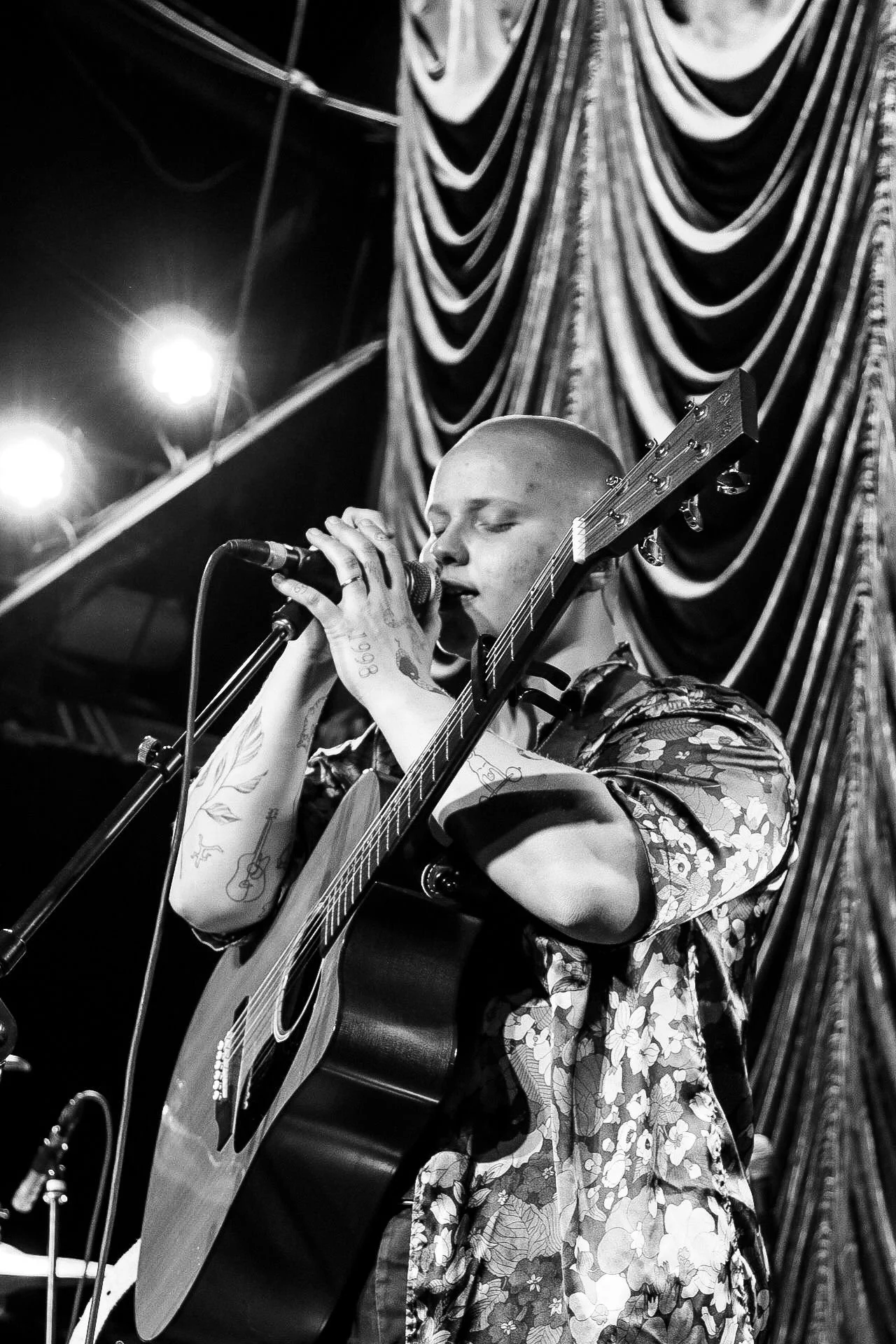 Miki Ratsula Joins Lauren Sanderson in Philadelphia