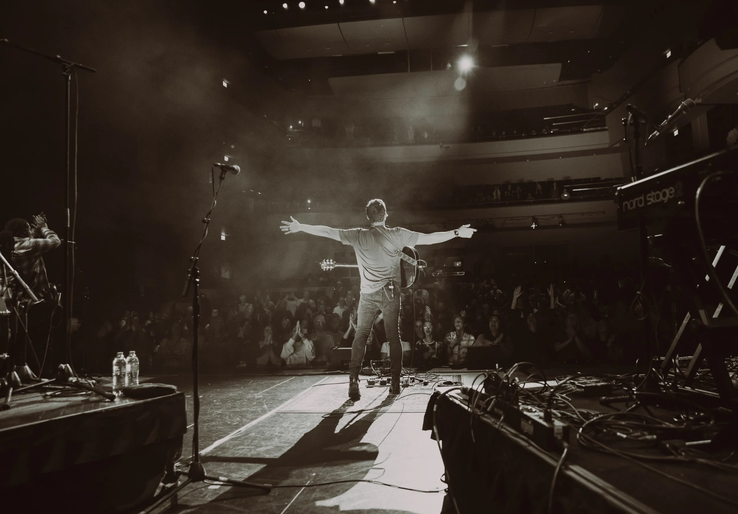 Phillip Phillips Performs at Georgia’s Byers Theatre