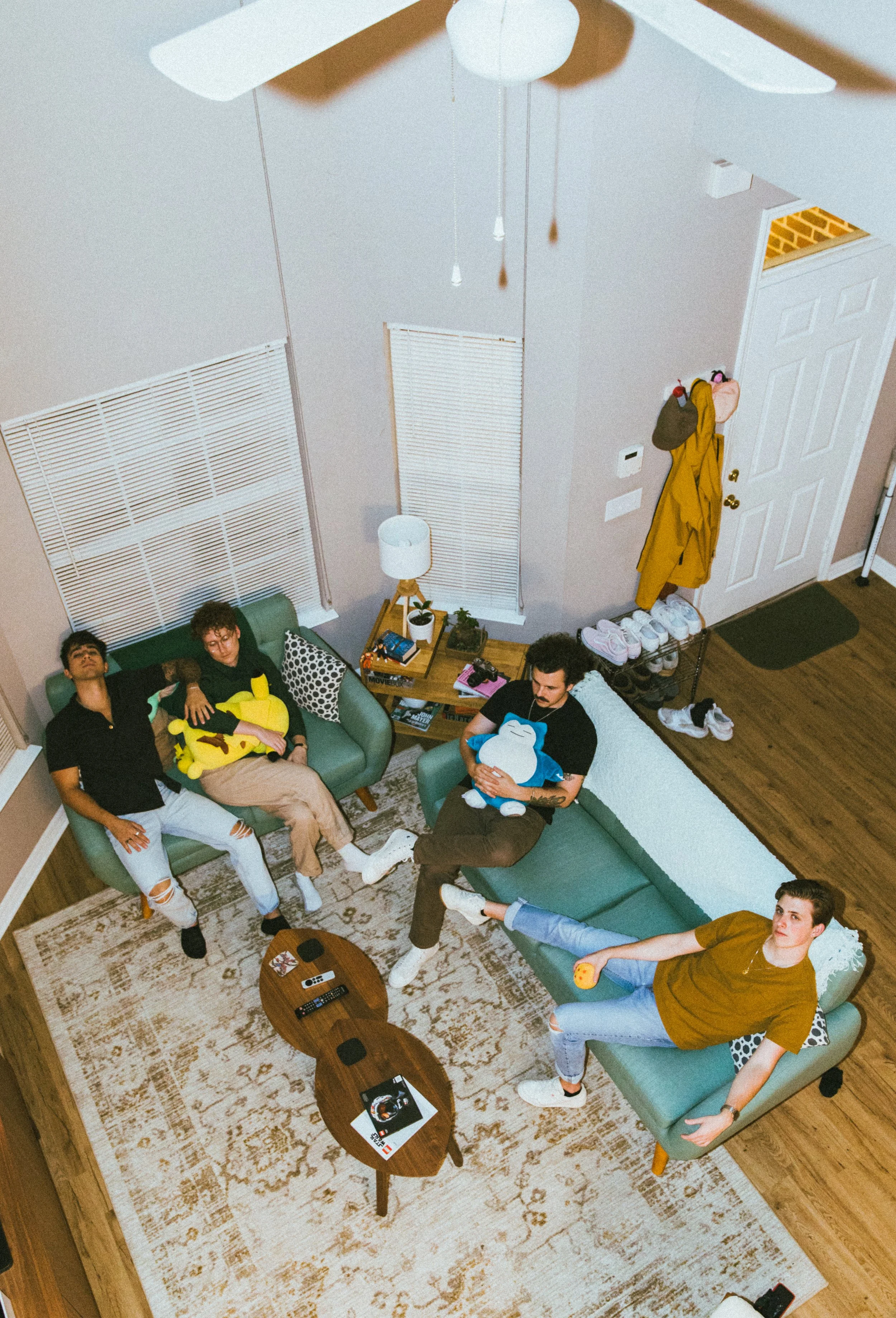 Driveaway Unveils the High-Spirited Single "Lifesize"